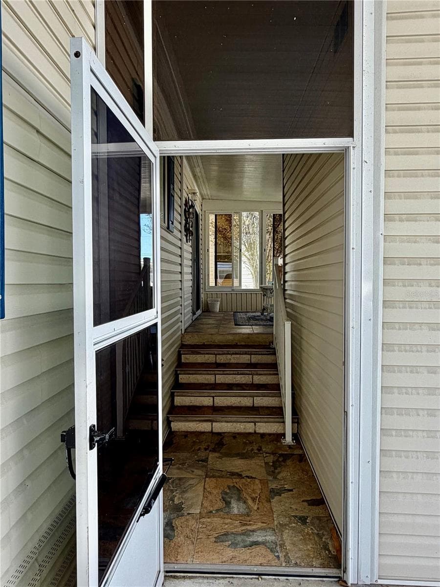 Manufactured Home at 34012 AZALEA DR N, PINELLAS PARK, photo 7 of 51