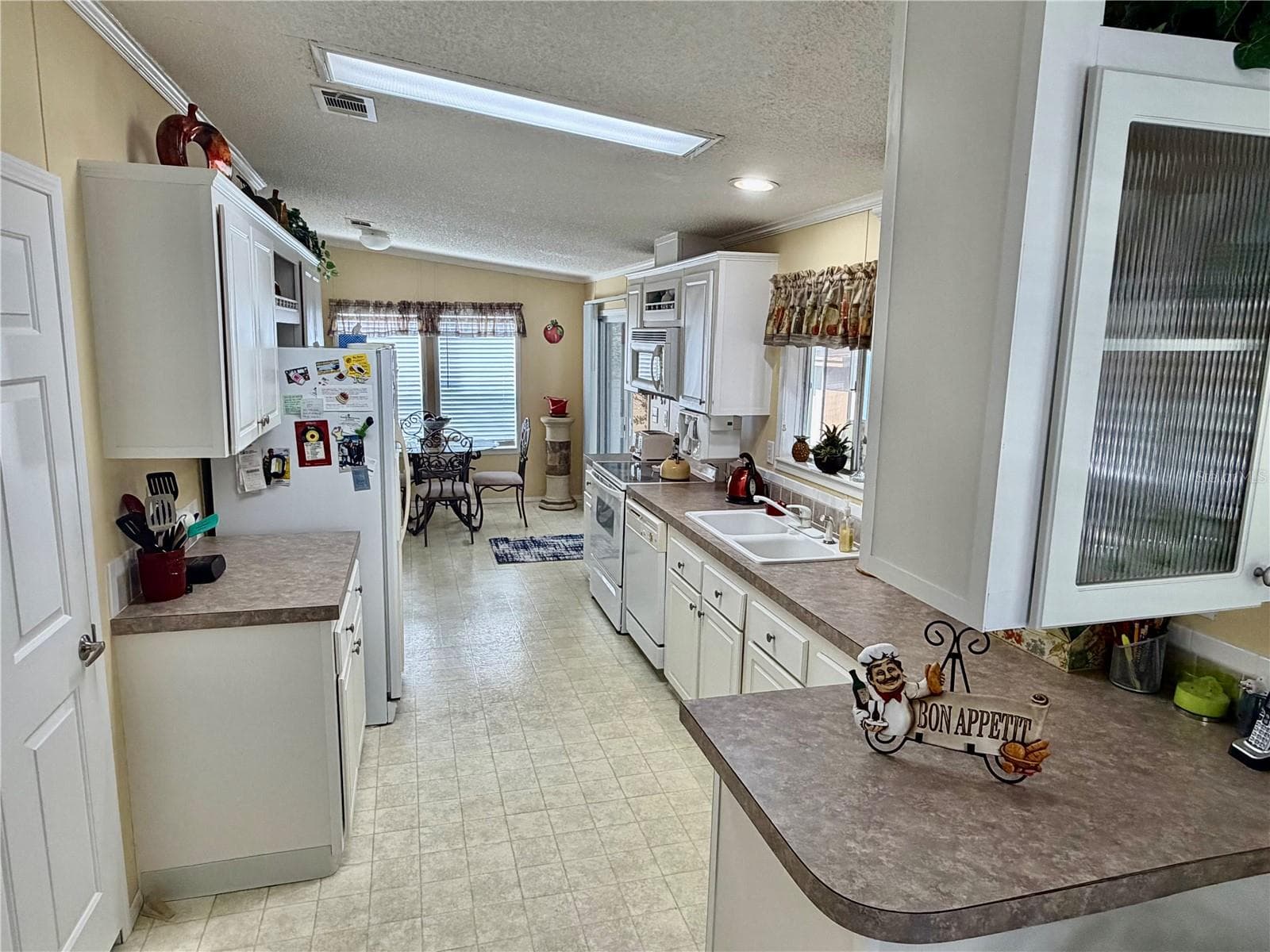 Manufactured Home at 34012 AZALEA DR N, PINELLAS PARK, photo 16 of 51