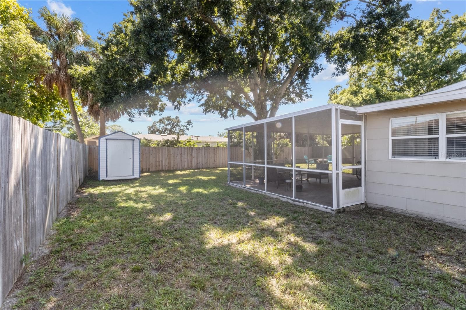 Single Family Residence at 4704 W BAY AVE, TAMPA, photo 25 of 30