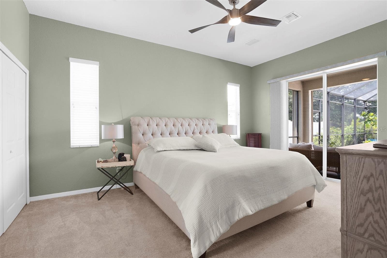 Single Family Residence at 571 BOUNDARY BLVD, ROTONDA WEST, photo 15 of 25
