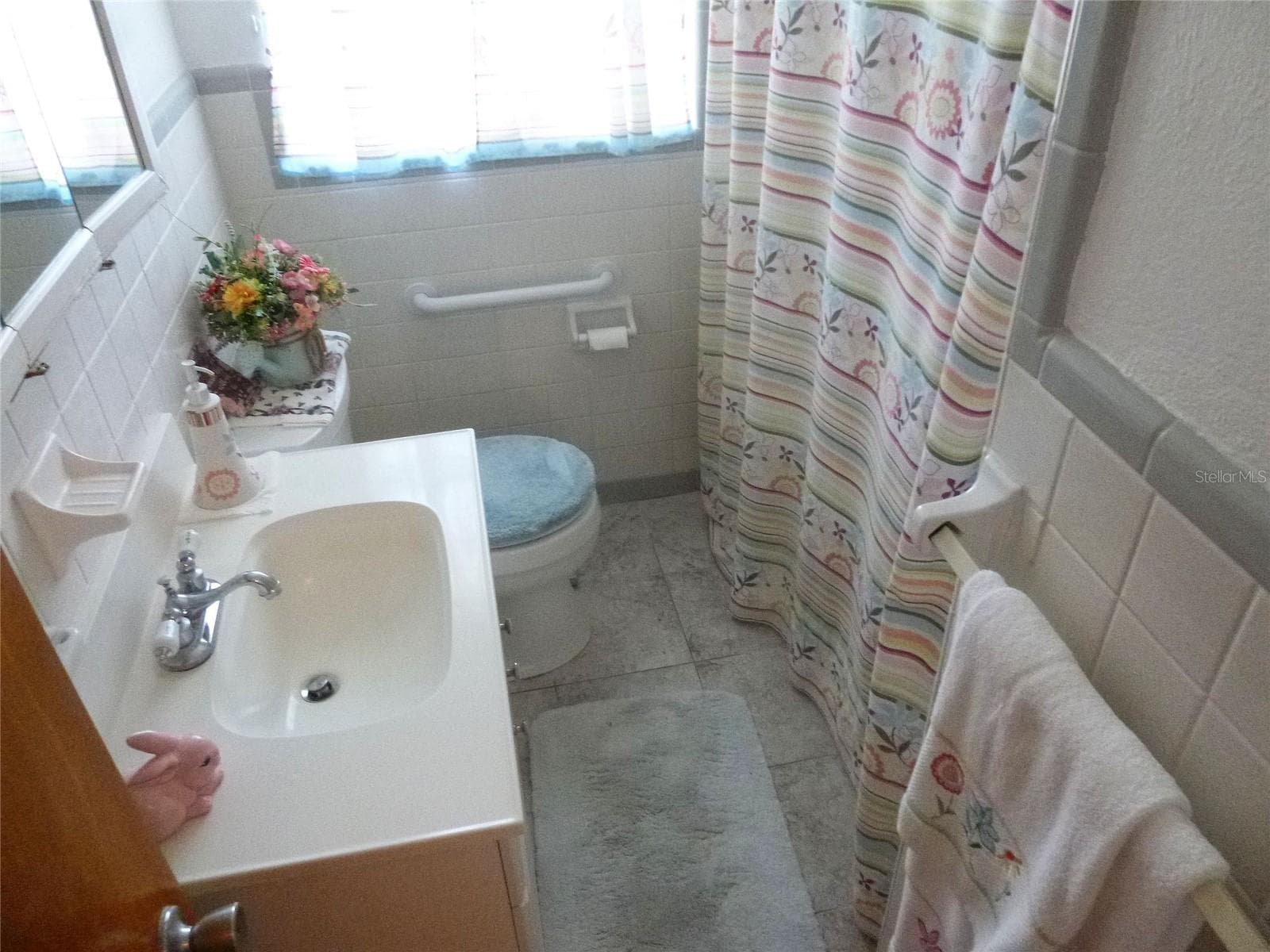Single Family Residence at 285 OVEROCKER CIR, FROSTPROOF, photo 25 of 37