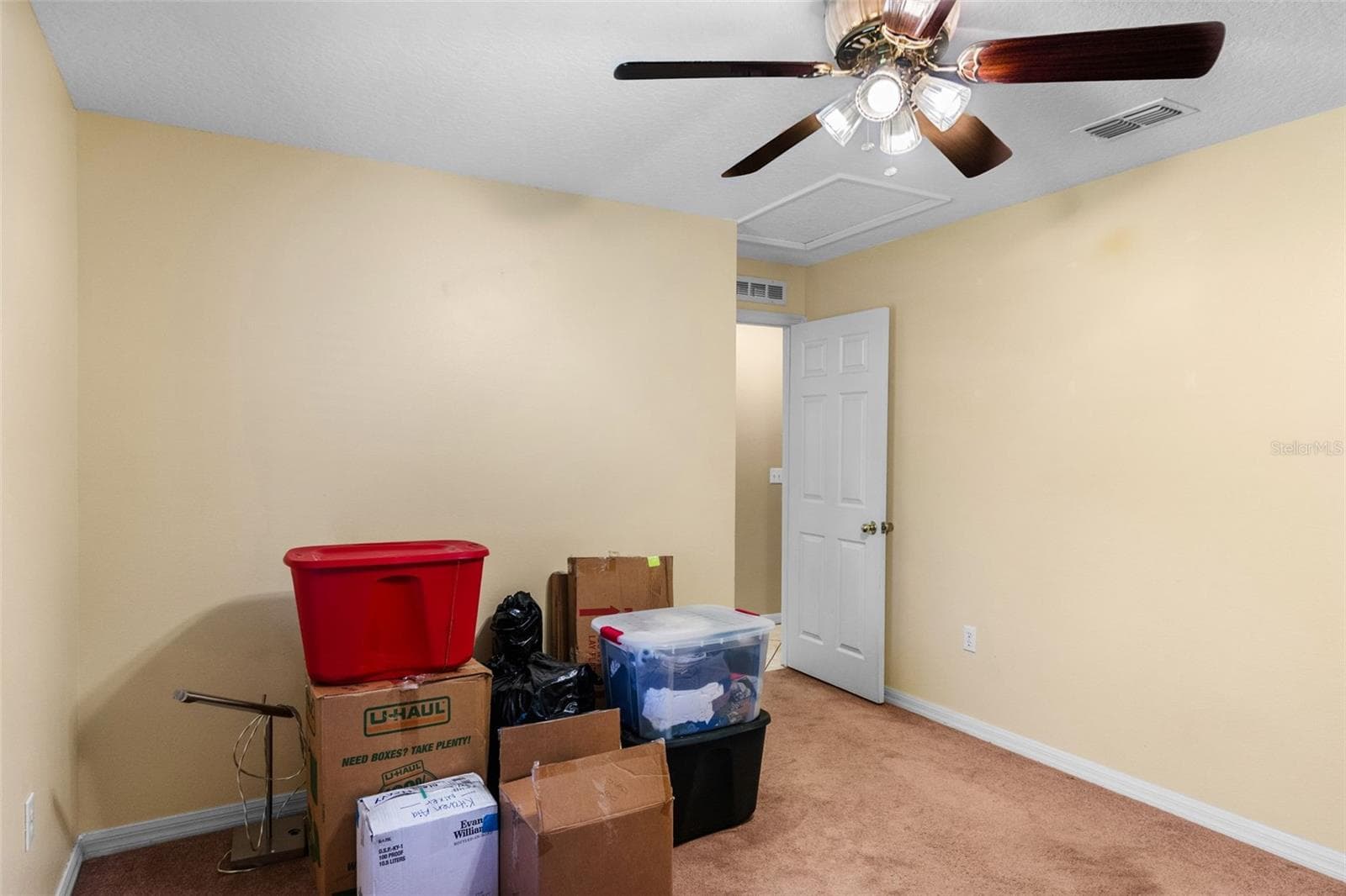 Single Family Residence at 526 WESTCLIFFE DR, WINTER GARDEN, photo 23 of 70