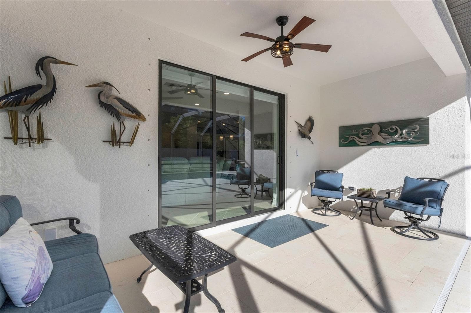 Single Family Residence at 19336 BLUFF DR, VENICE, photo 44 of 86