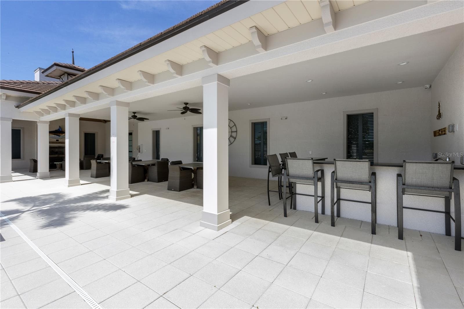 Single Family Residence at 19336 BLUFF DR, VENICE, photo 58 of 86