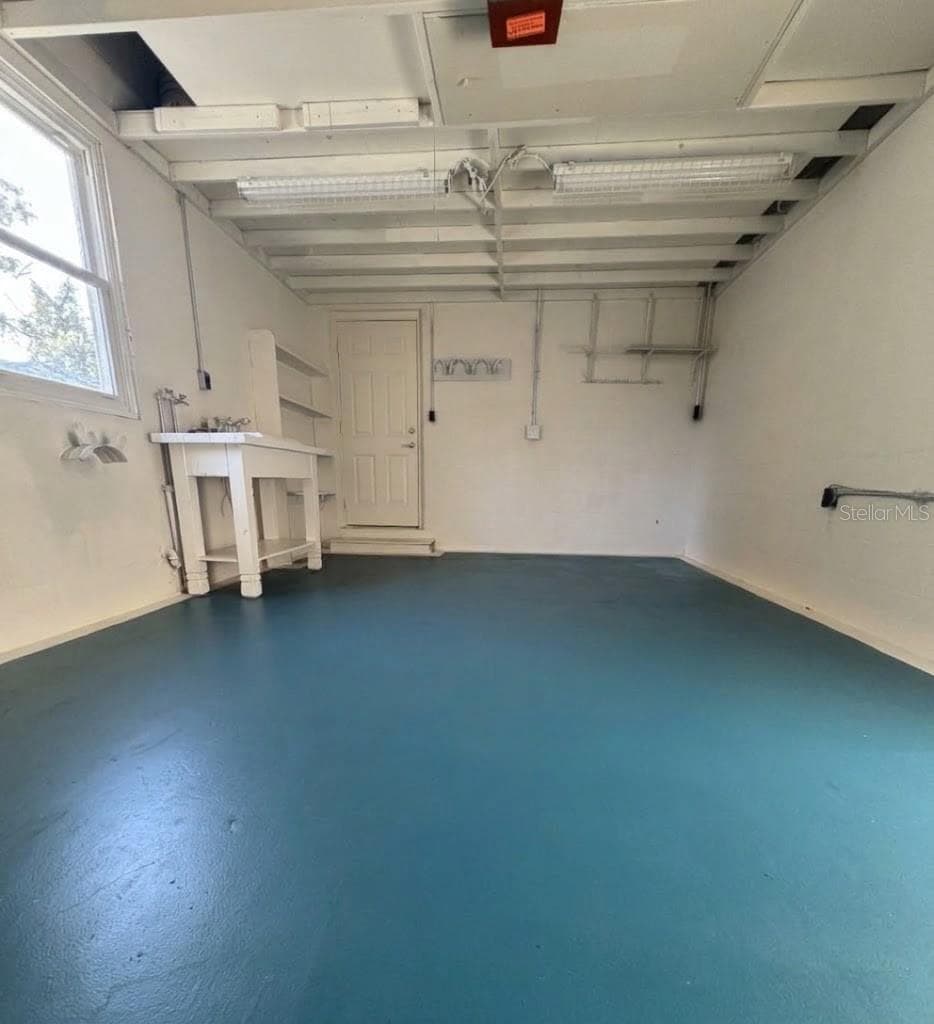 Garage - 6250 13TH AVE S, GULFPORT