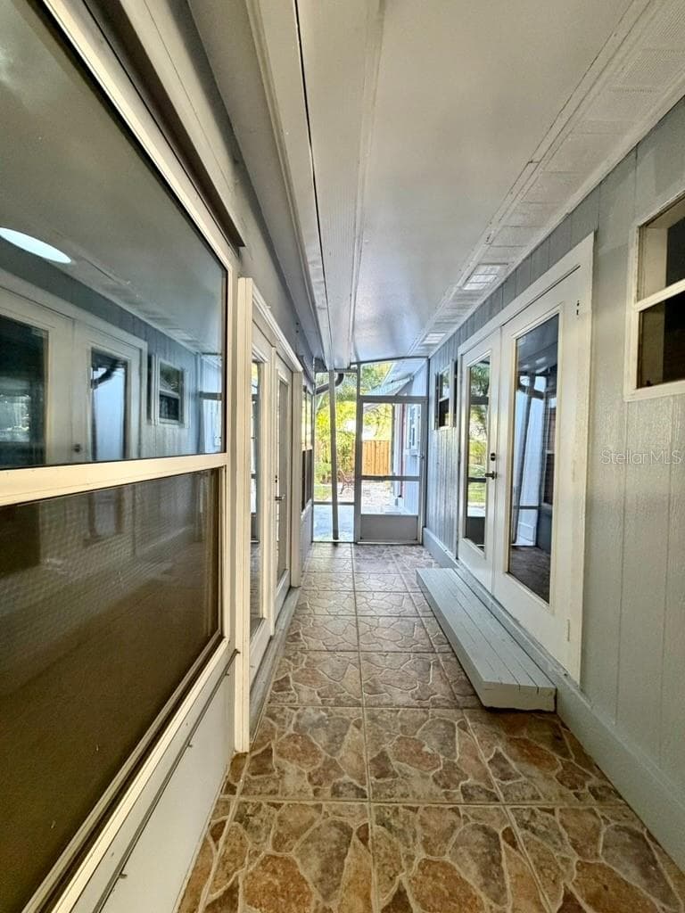 Breezeway - 6250 13TH AVE S, GULFPORT