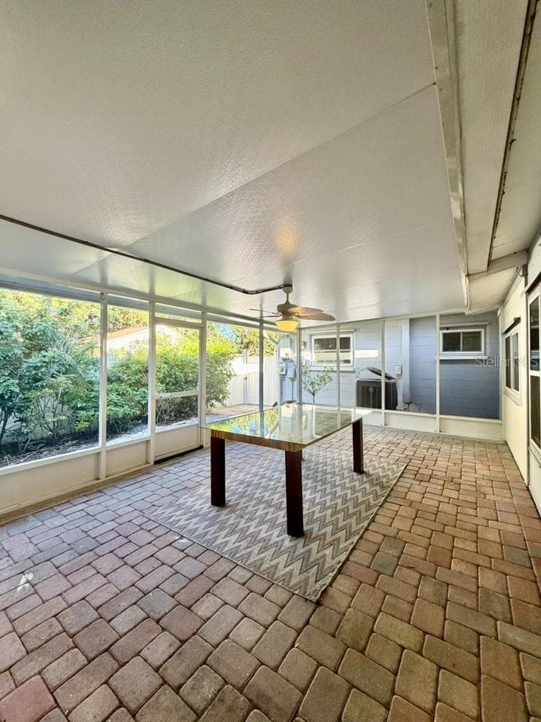 Lanai - 6250 13TH AVE S, GULFPORT