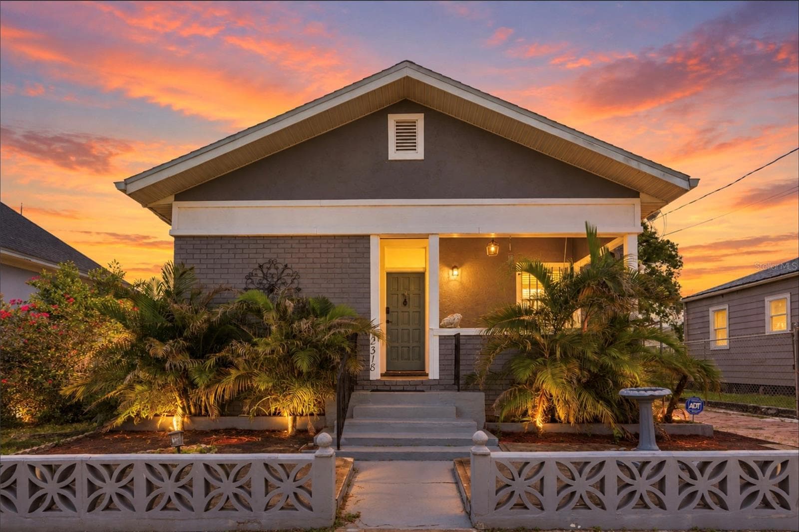Single Family Residence at 2318 W CORDELIA ST, TAMPA, photo 2 of 32