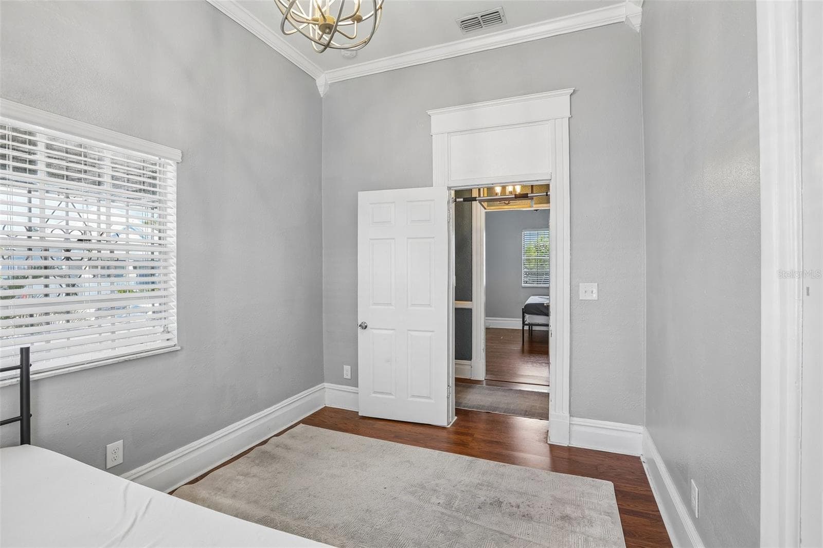 Single Family Residence at 2318 W CORDELIA ST, TAMPA, photo 13 of 32