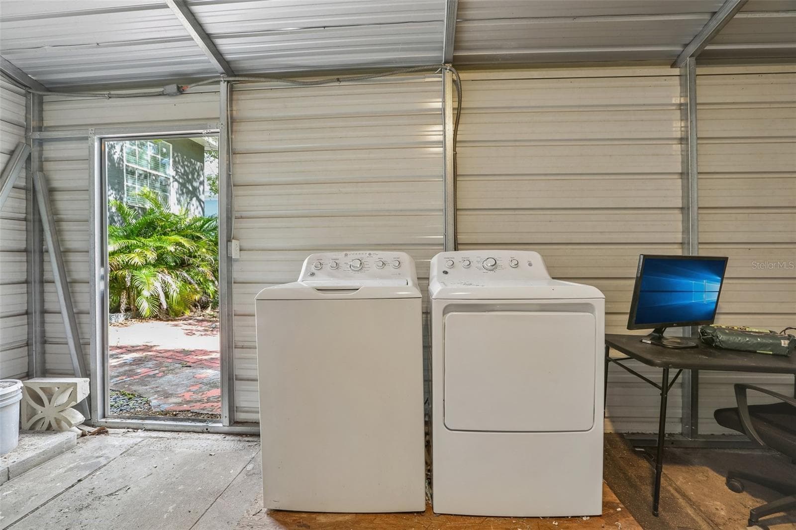 Single Family Residence at 2318 W CORDELIA ST, TAMPA, photo 24 of 32