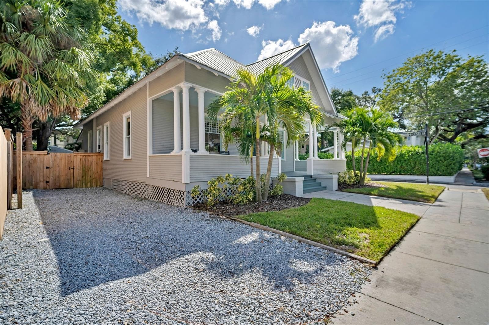 Single Family Residence at 1918 W DEKLE AVE, TAMPA, photo 49 of 62