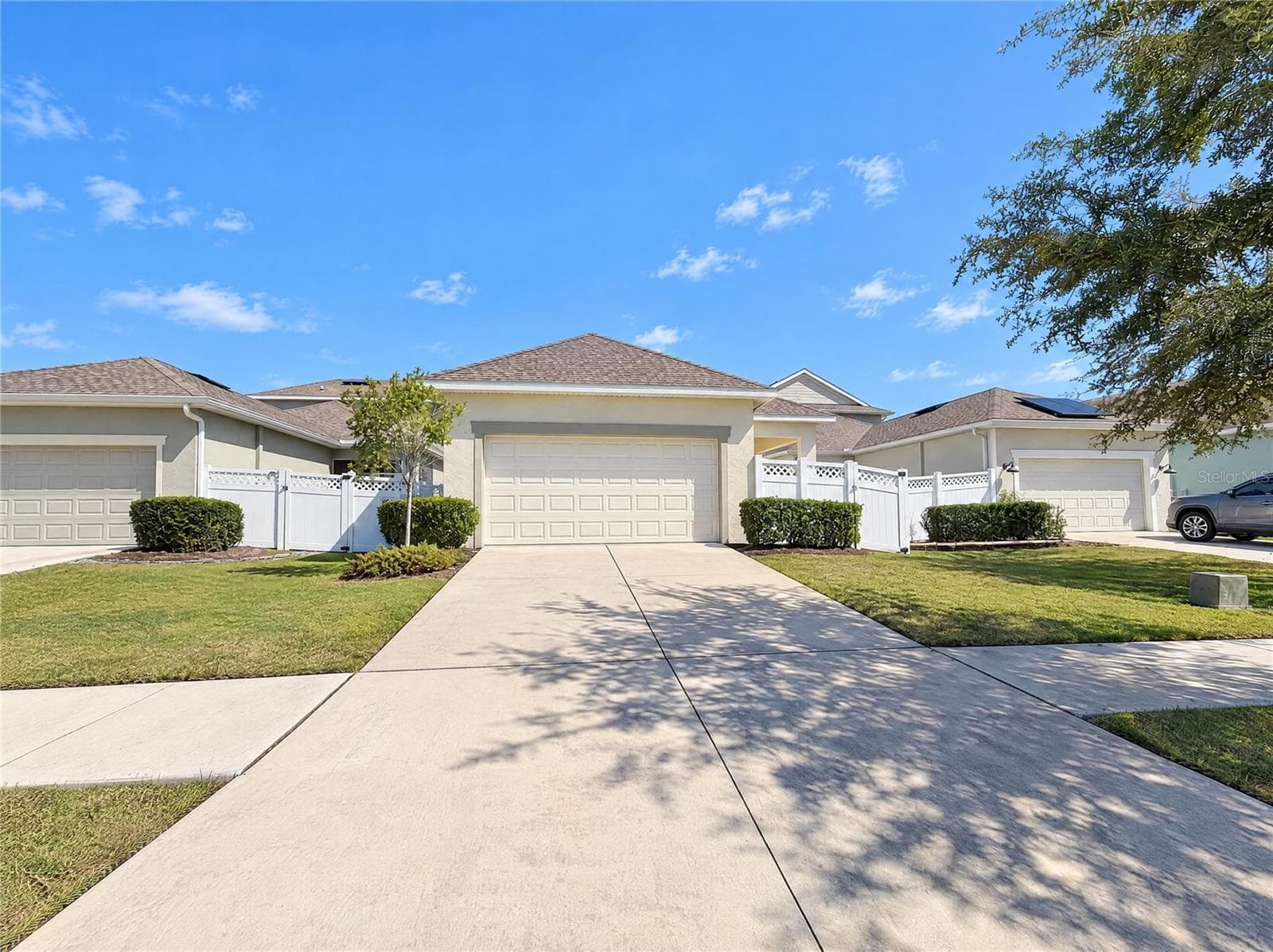 Single Family Residence at 724 WINTERSIDE DR, APOLLO BEACH, photo 5 of 14