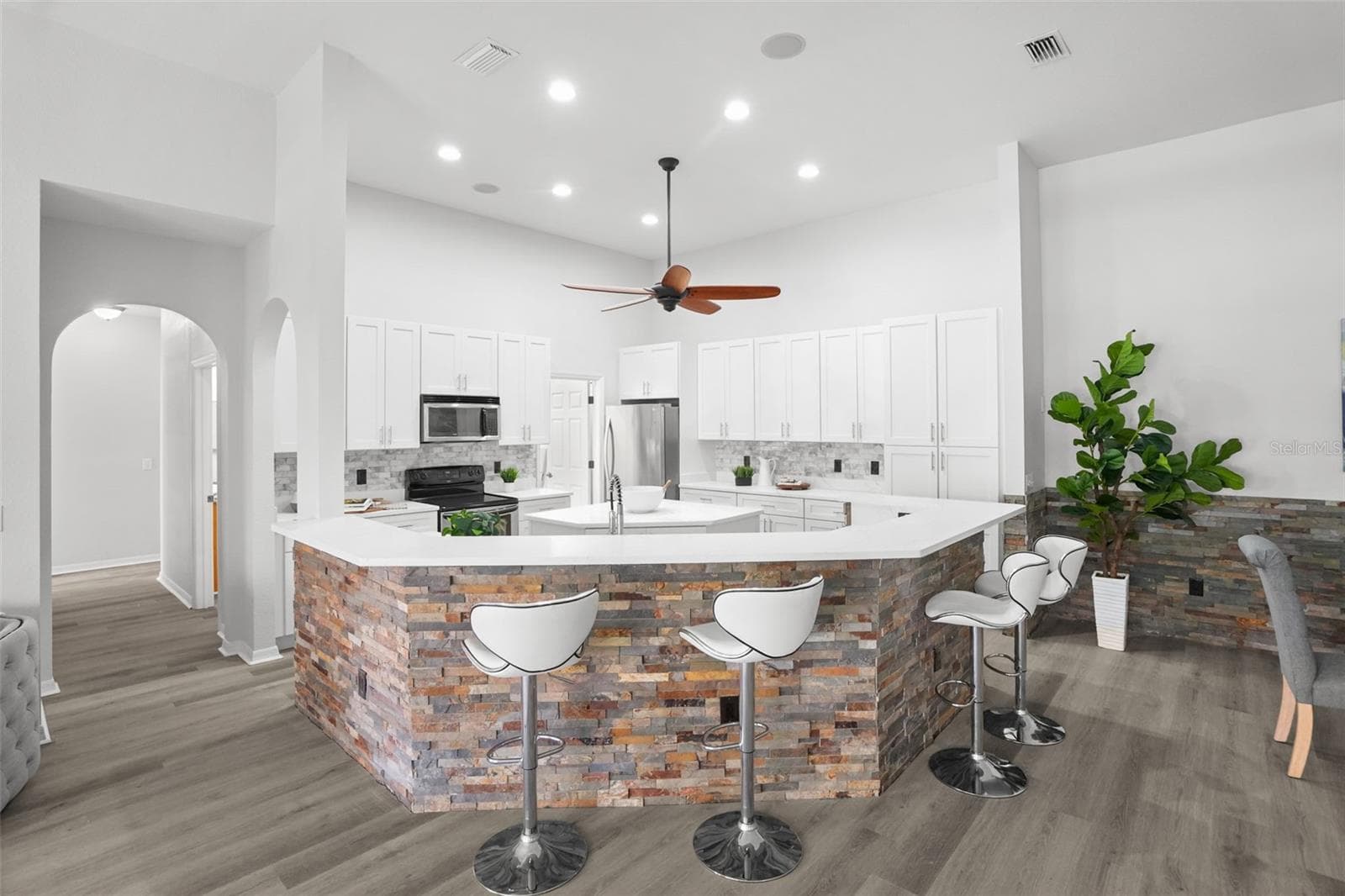 Condominium at 21019 SUNPOINT WAY #201, LUTZ, photo 5 of 42