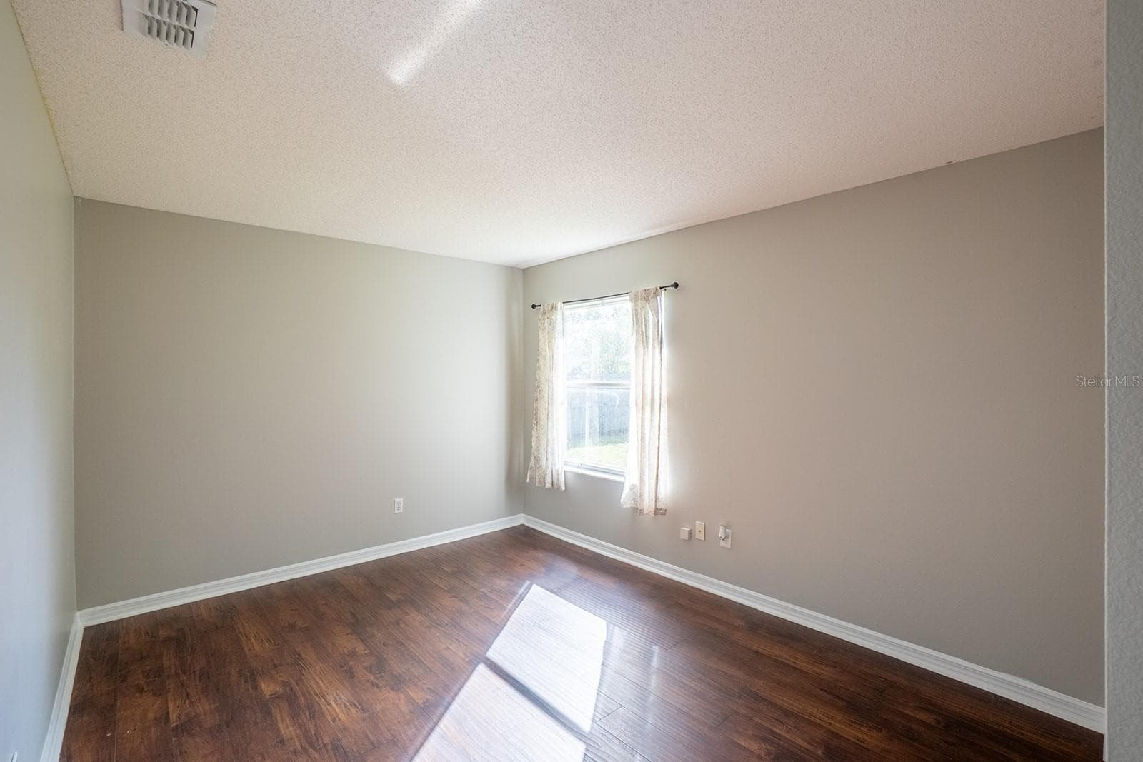 Single Family Residence at 21 EMMONS LN, PALM COAST, photo 14 of 38