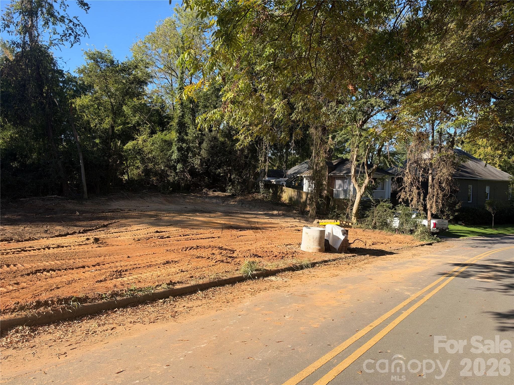 Lot at 922 Grace Street, Charlotte, photo 5 of 9