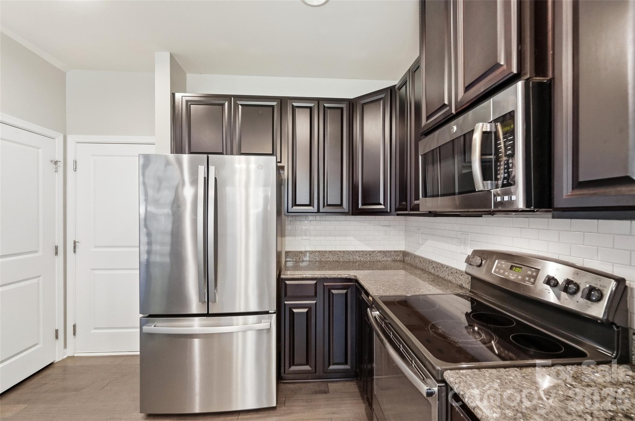 Single Family Residence at 1823 Fleetwood Drive, Charlotte, photo 20 of 48