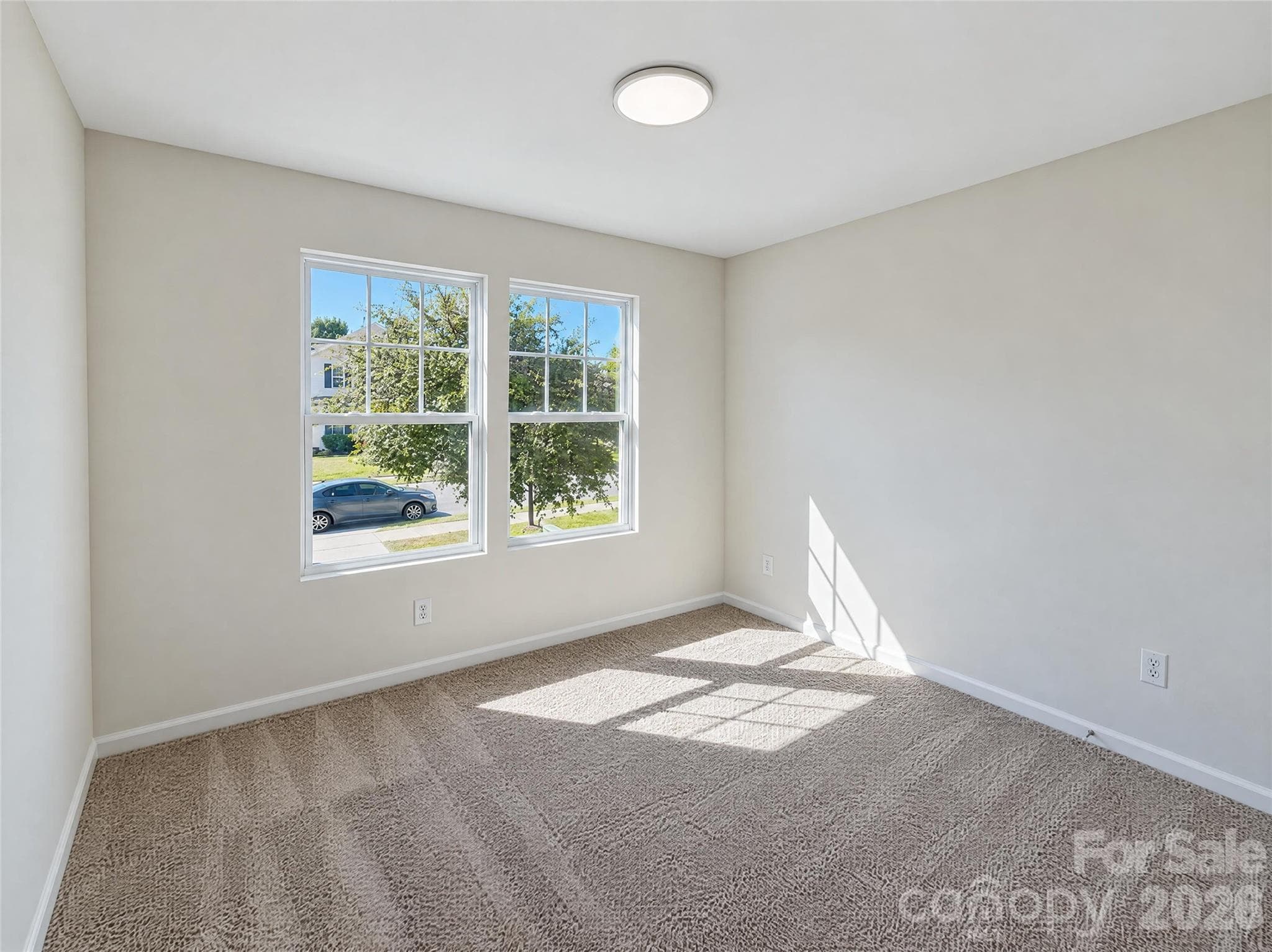 Single Family Residence at 7006 Wandering Creek Drive, Charlotte, photo 10 of 20
