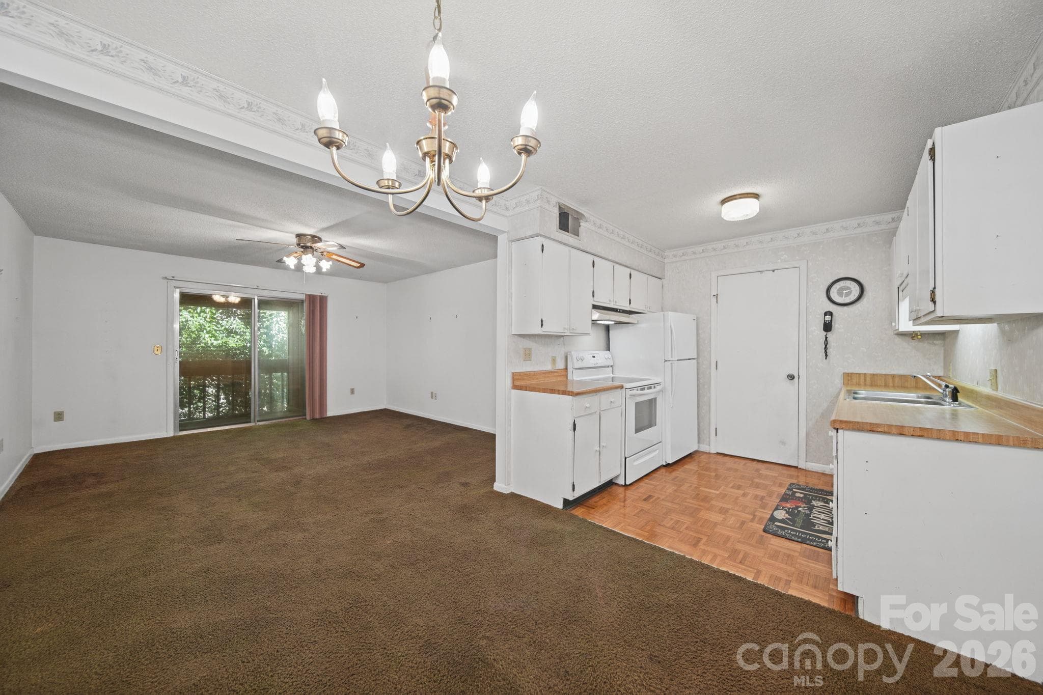 Condominium at 47 Edgewood Avenue, Concord, photo 6 of 38