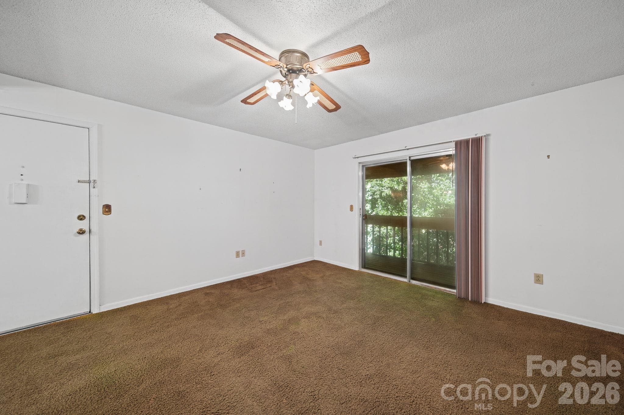 Condominium at 47 Edgewood Avenue, Concord, photo 14 of 38