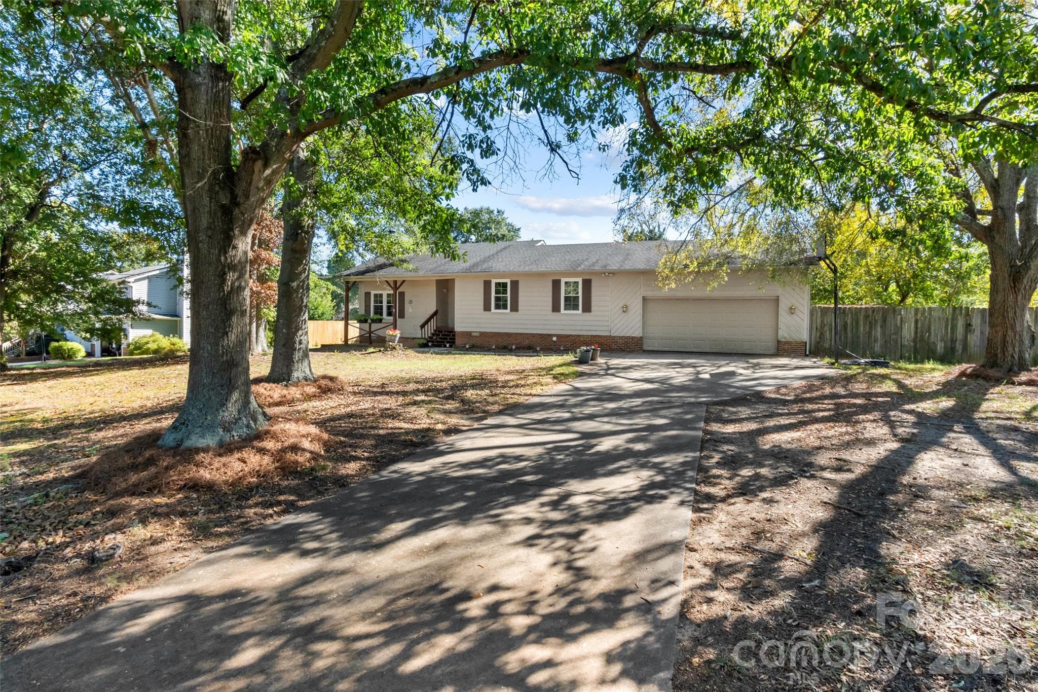 Single Family Residence at 1655 Brook Drive, Fort Mill, photo 30 of 32