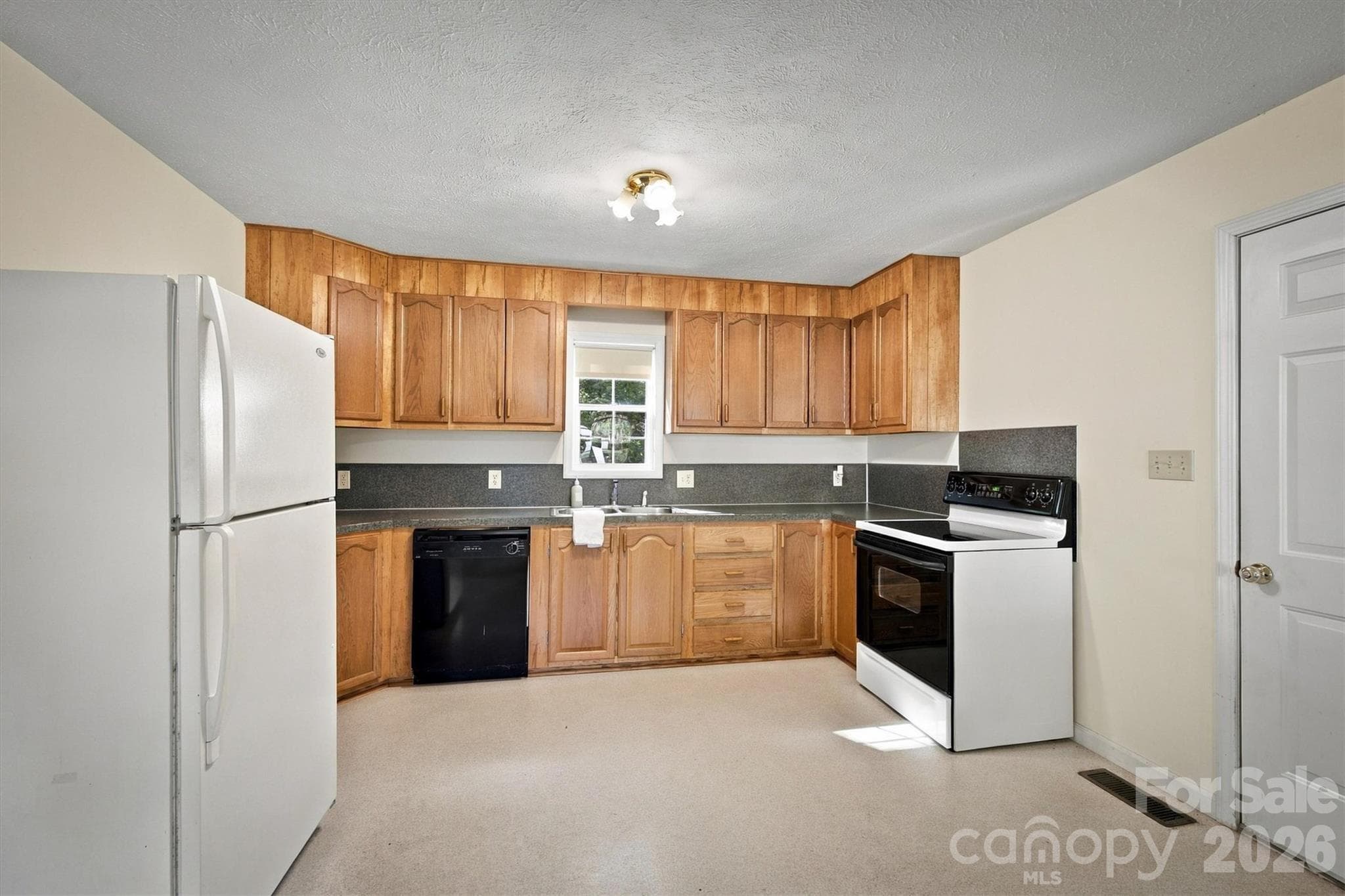 Single Family Residence at 2476 Watts Street, Morganton, photo 9 of 20