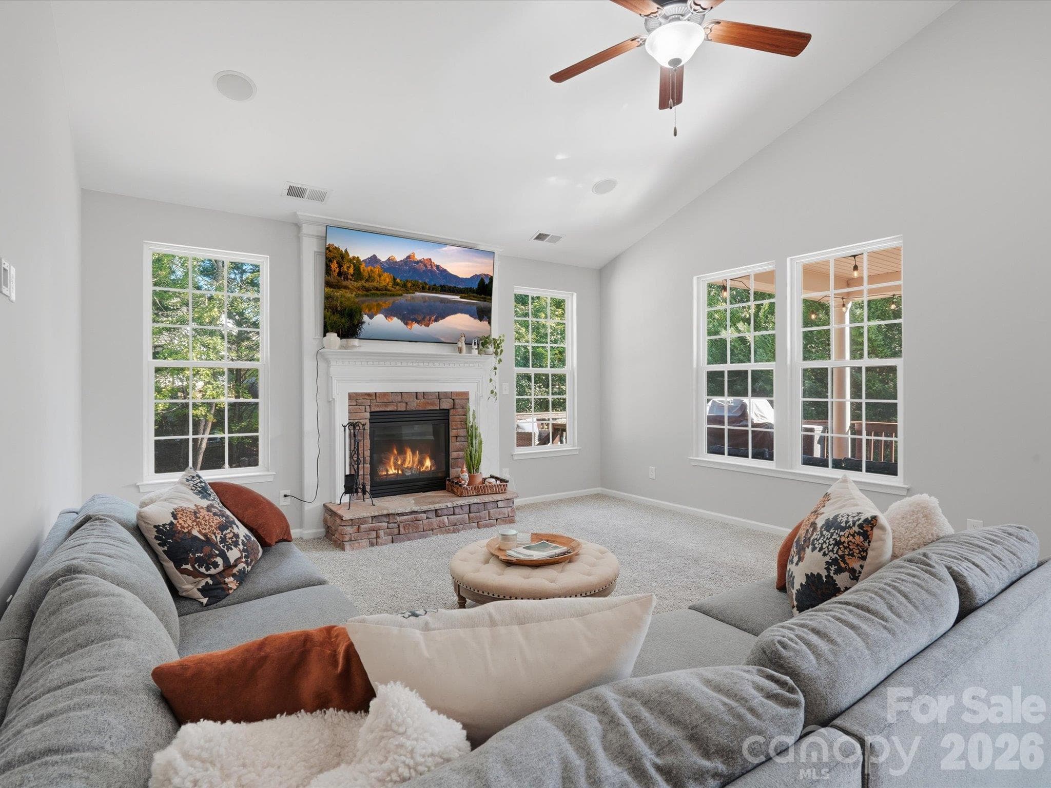 Single Family Residence at 446 Leaf Arbor Court, Lake Wylie, photo 4 of 48