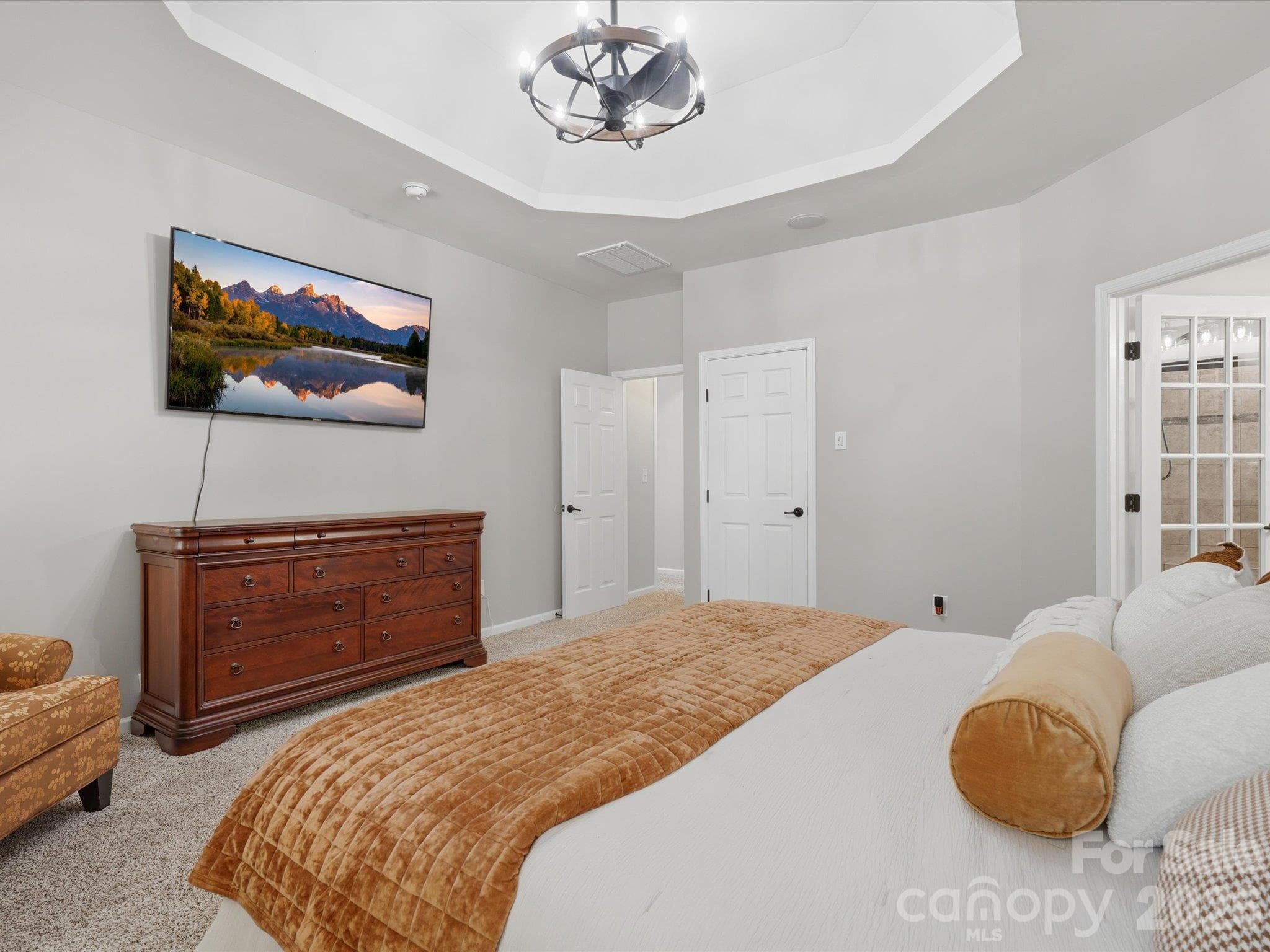 Single Family Residence at 446 Leaf Arbor Court, Lake Wylie, photo 19 of 48