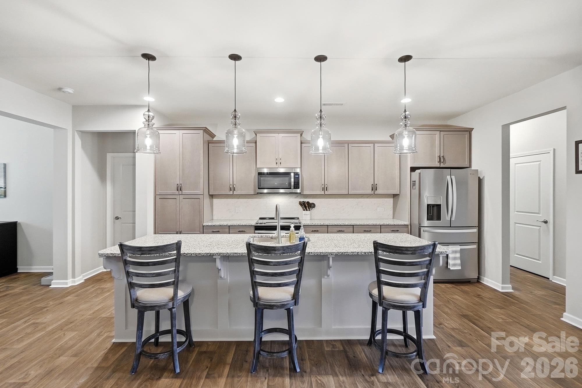 oversized island - 4509 Bent Green Lane, Monroe