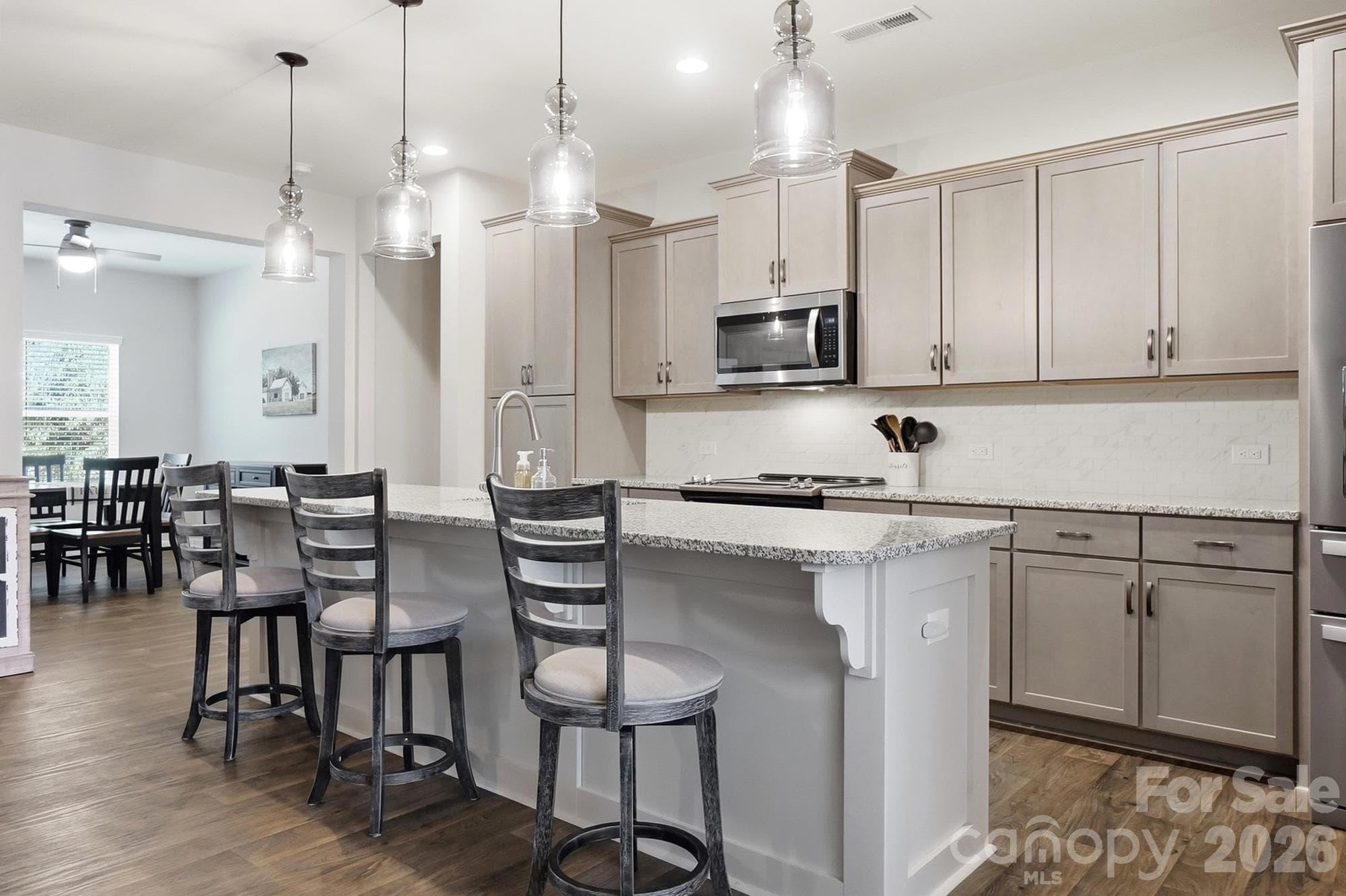 updated lighting - 4509 Bent Green Lane, Monroe