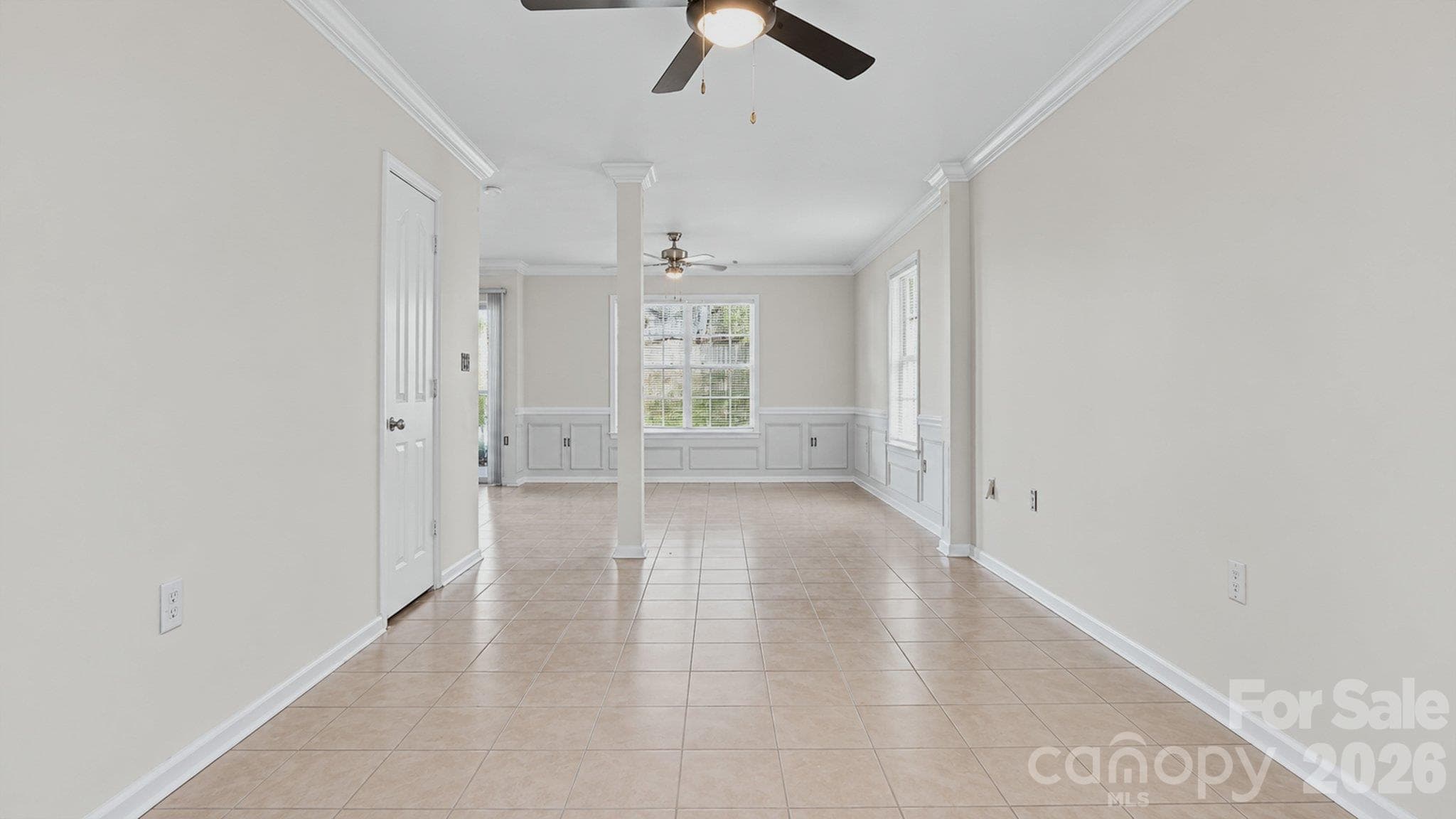Single Family Residence at 5019 Patricia Ann Lane, Charlotte, photo 4 of 32