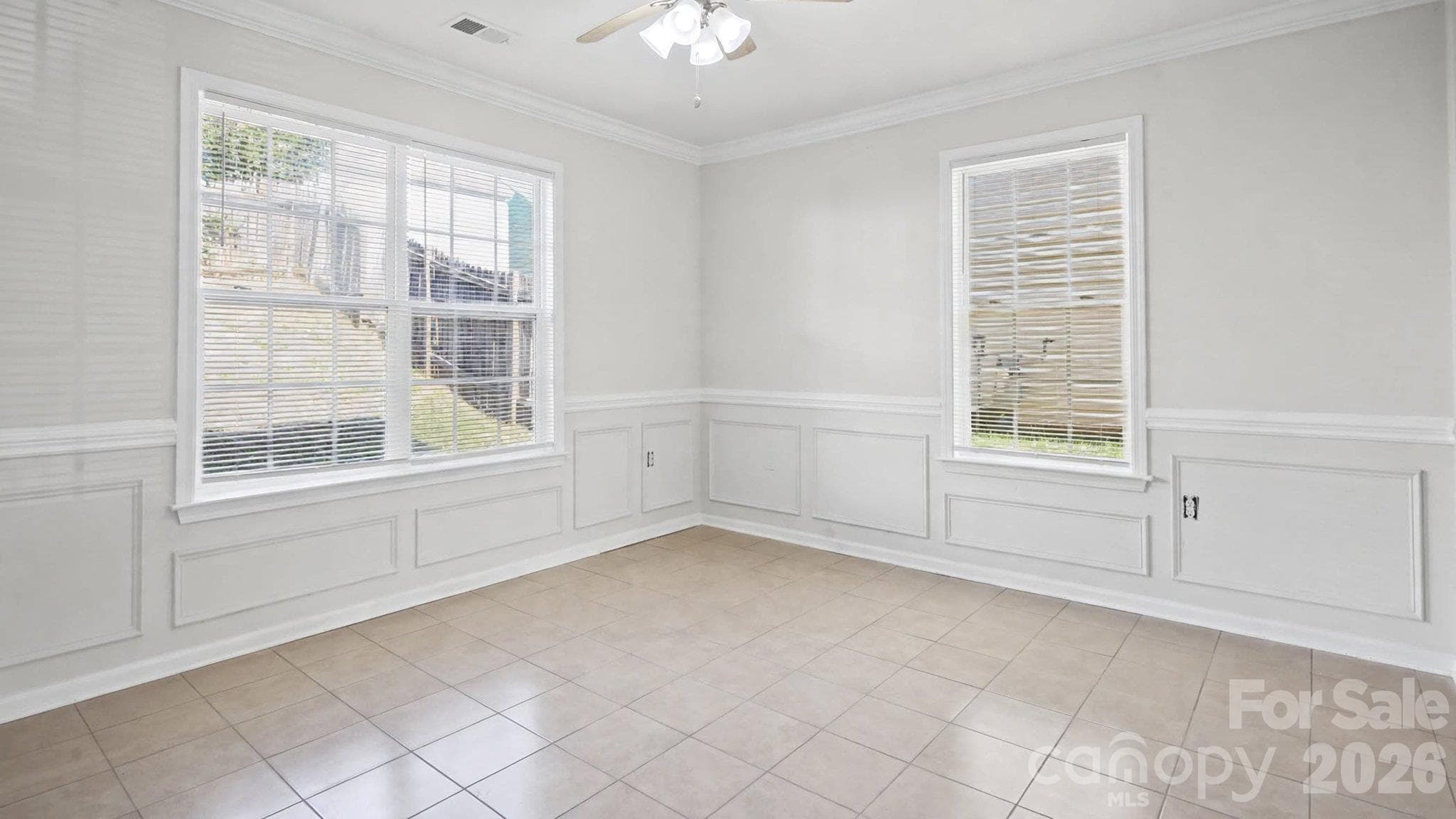 Single Family Residence at 5019 Patricia Ann Lane, Charlotte, photo 10 of 32