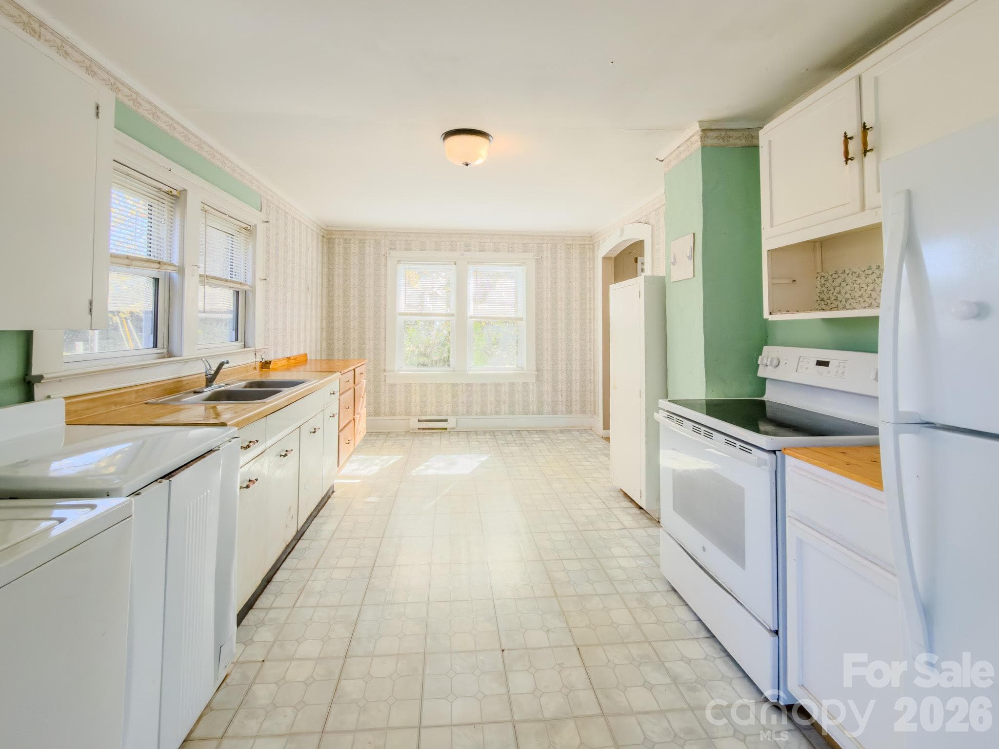 Single Family Residence at 40 Duncan Lane, Newland, photo 16 of 26