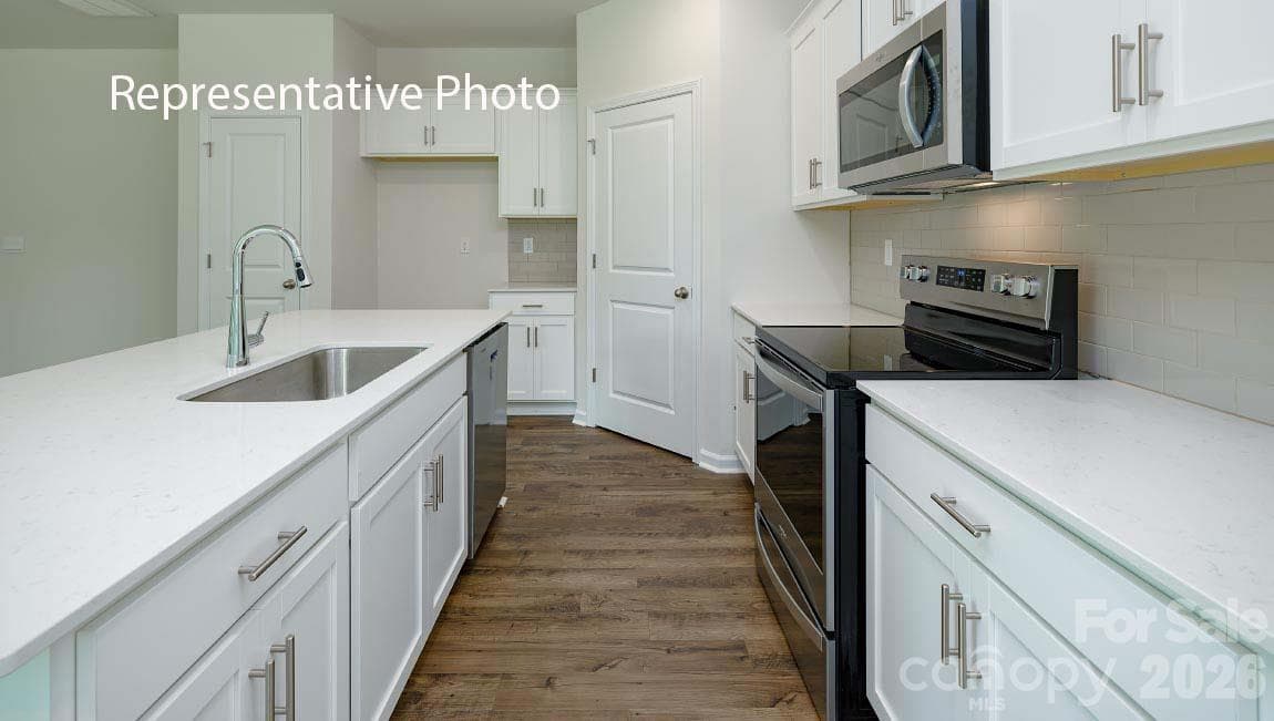 Single Family Residence at 2840 Frances View Lane, Lincolnton, photo 7 of 21