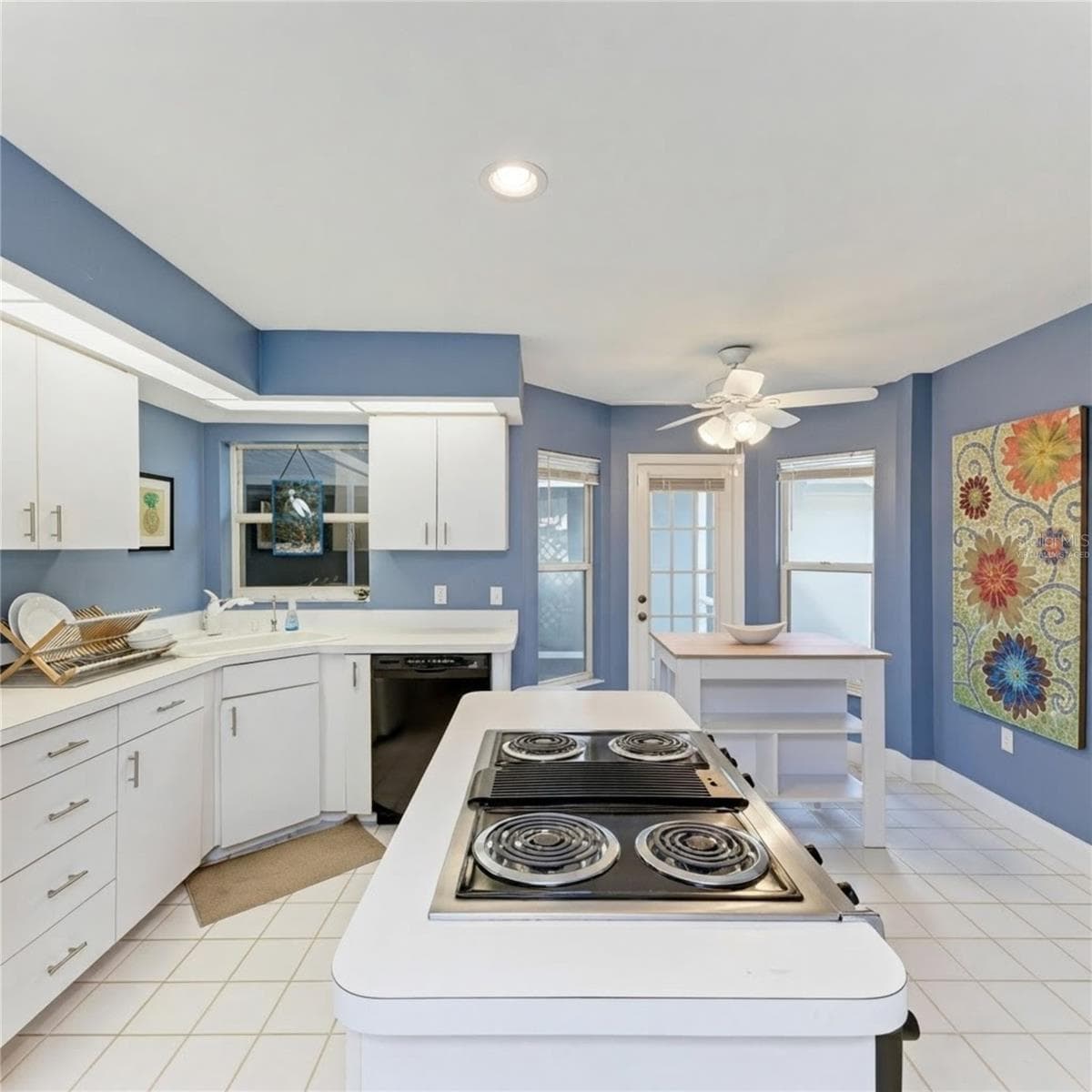 Kitchen Virtually Staged - 729 BRIGHTSIDE CRESCENT DR #33, VENICE