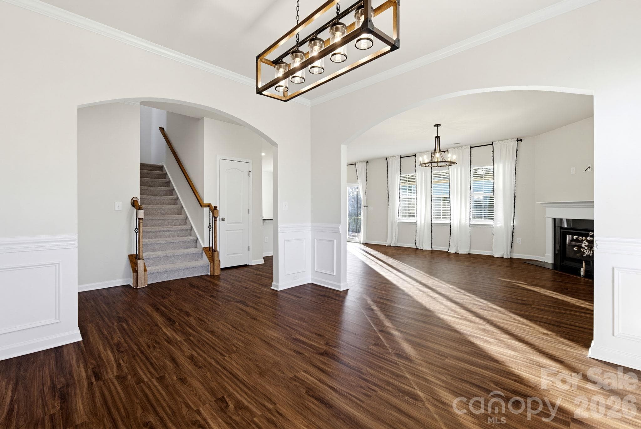 Single Family Residence at 13529 Napoleon Drive, Charlotte, photo 9 of 49