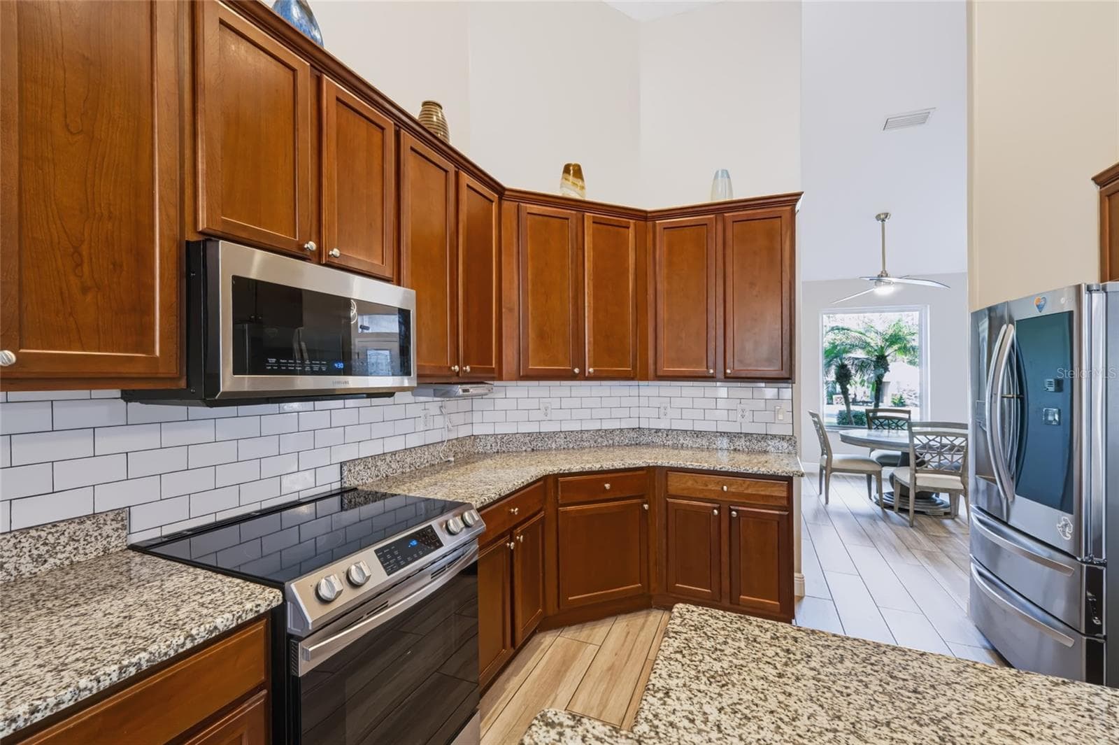 Newer Stainless Steel Appliances - 2970 SOUTHERN PINES LOOP, CLERMONT