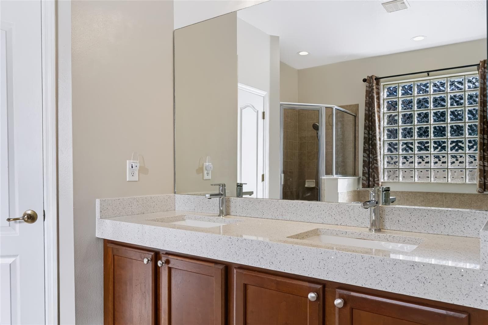 Ensuite bathroom - 2970 SOUTHERN PINES LOOP, CLERMONT