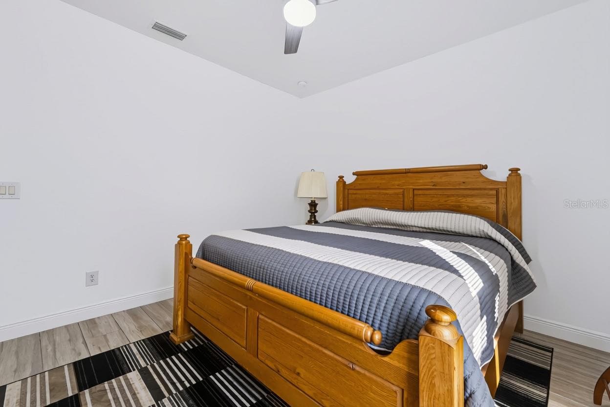 Guest bedroom 1 - 2970 SOUTHERN PINES LOOP, CLERMONT