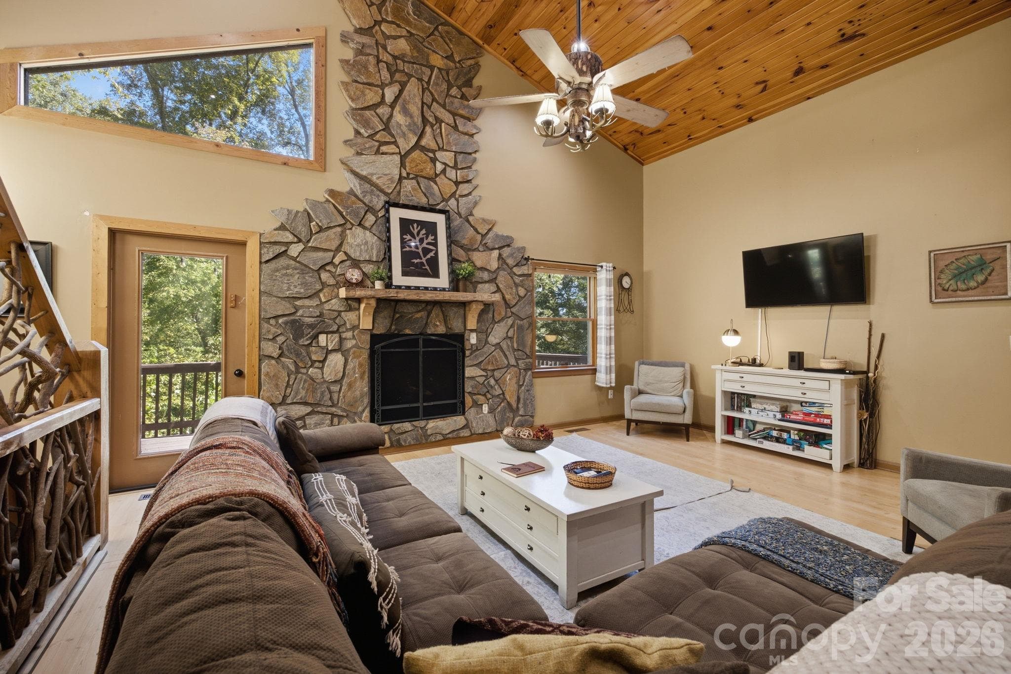Single Family Residence at 621 Trout Cove Road, Waynesville, photo 7 of 48