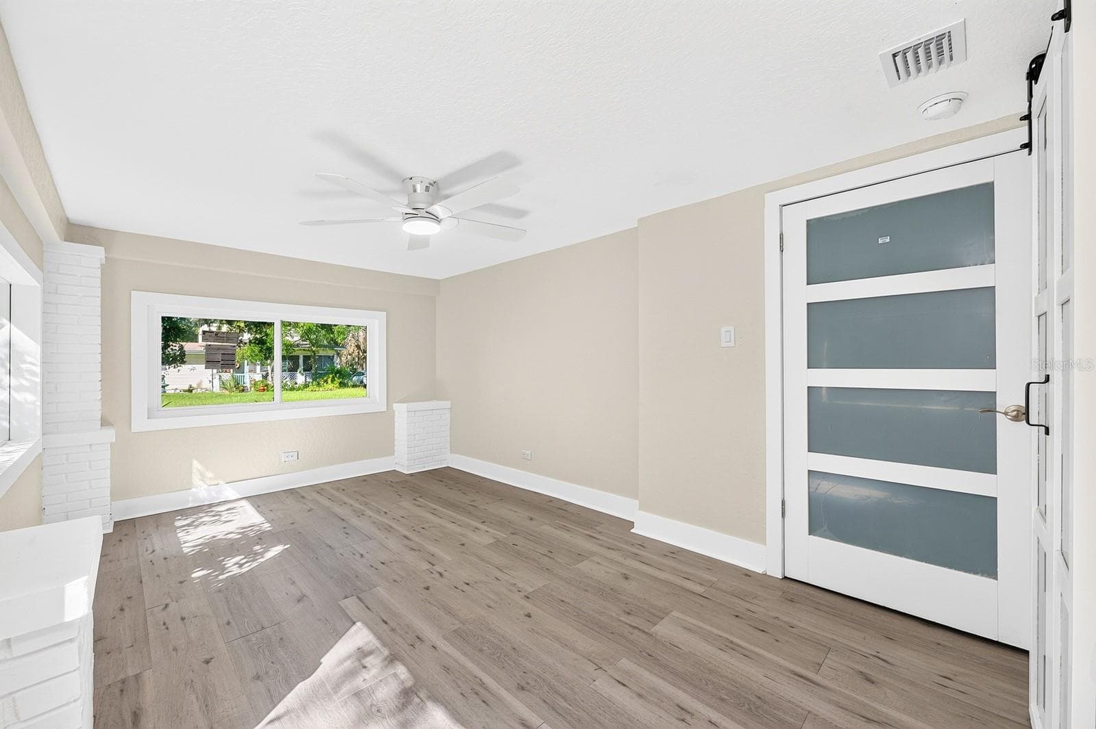 The Primary Bedroom - 211 S MAPLE AVE, SANFORD
