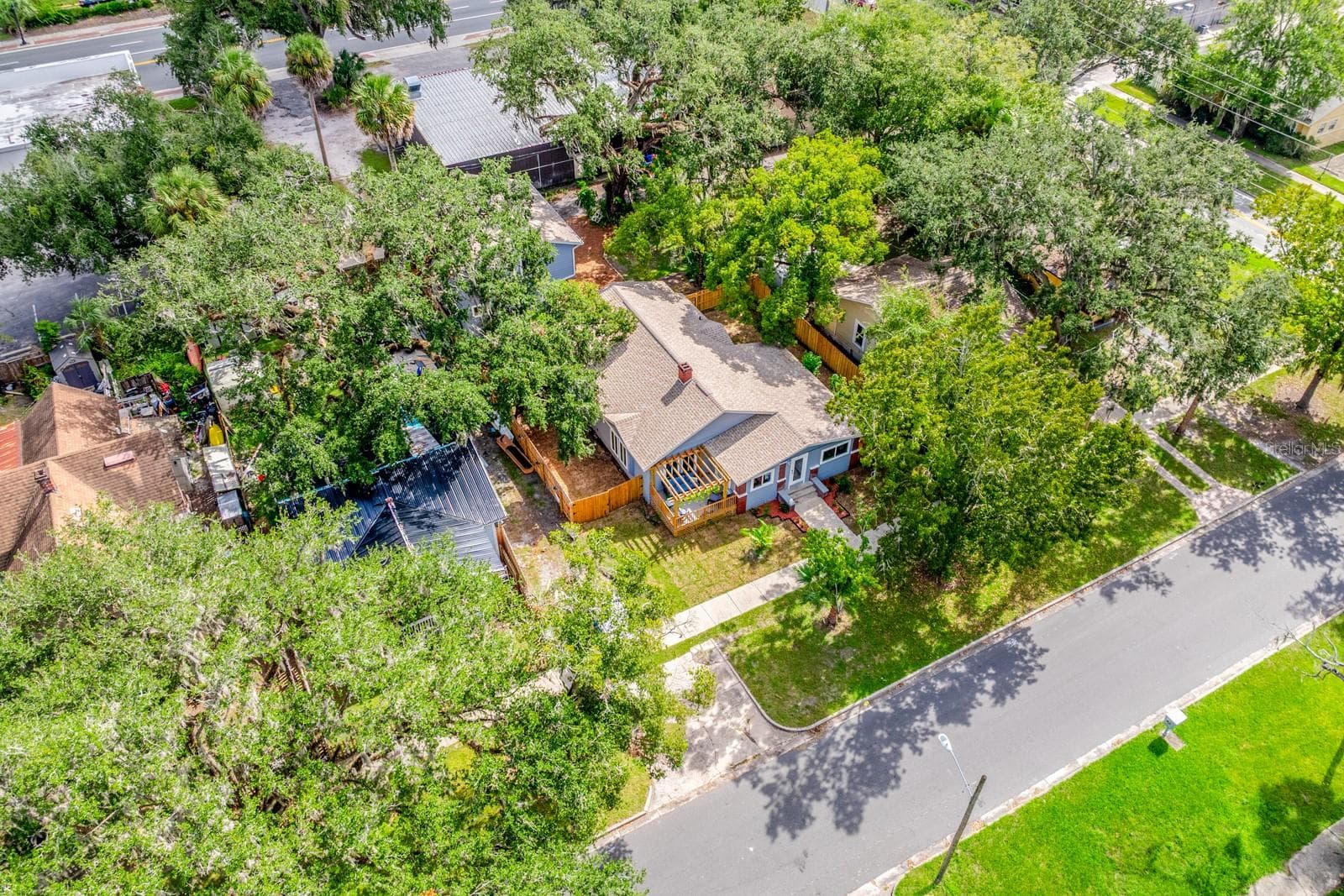 Aerial view of the home - 211 S MAPLE AVE, SANFORD