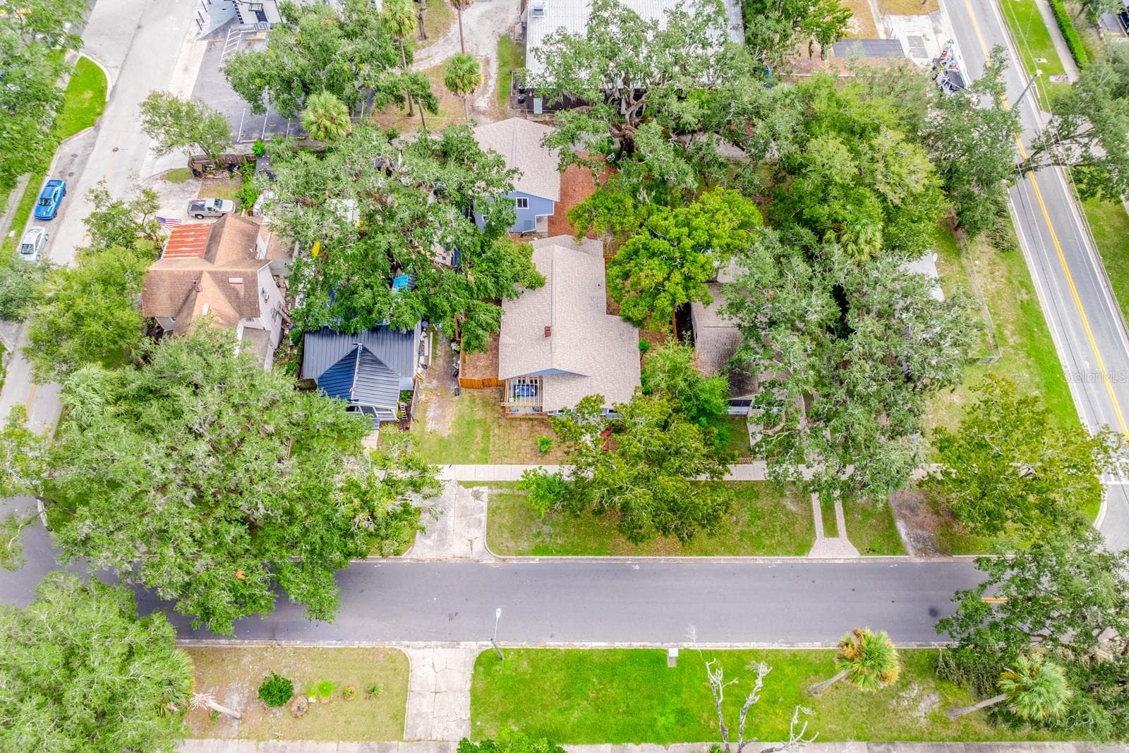Aerial view of the front of the home - 211 S MAPLE AVE, SANFORD