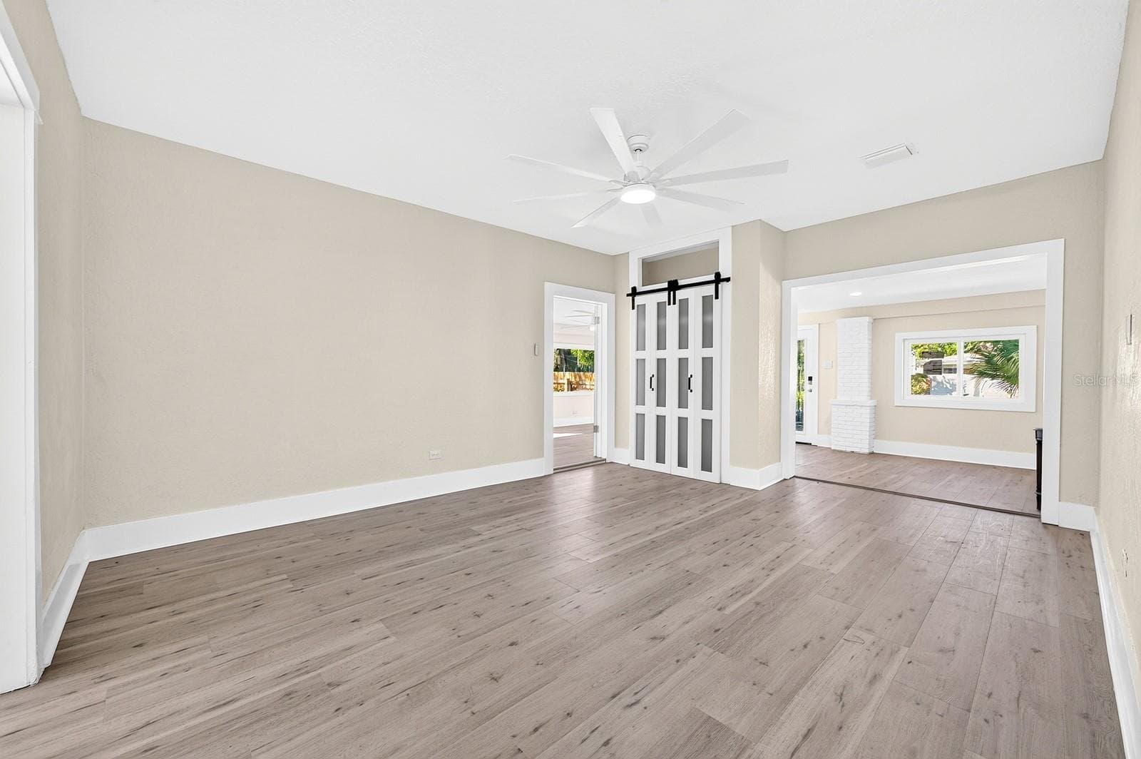 The Living Room - 211 S MAPLE AVE, SANFORD