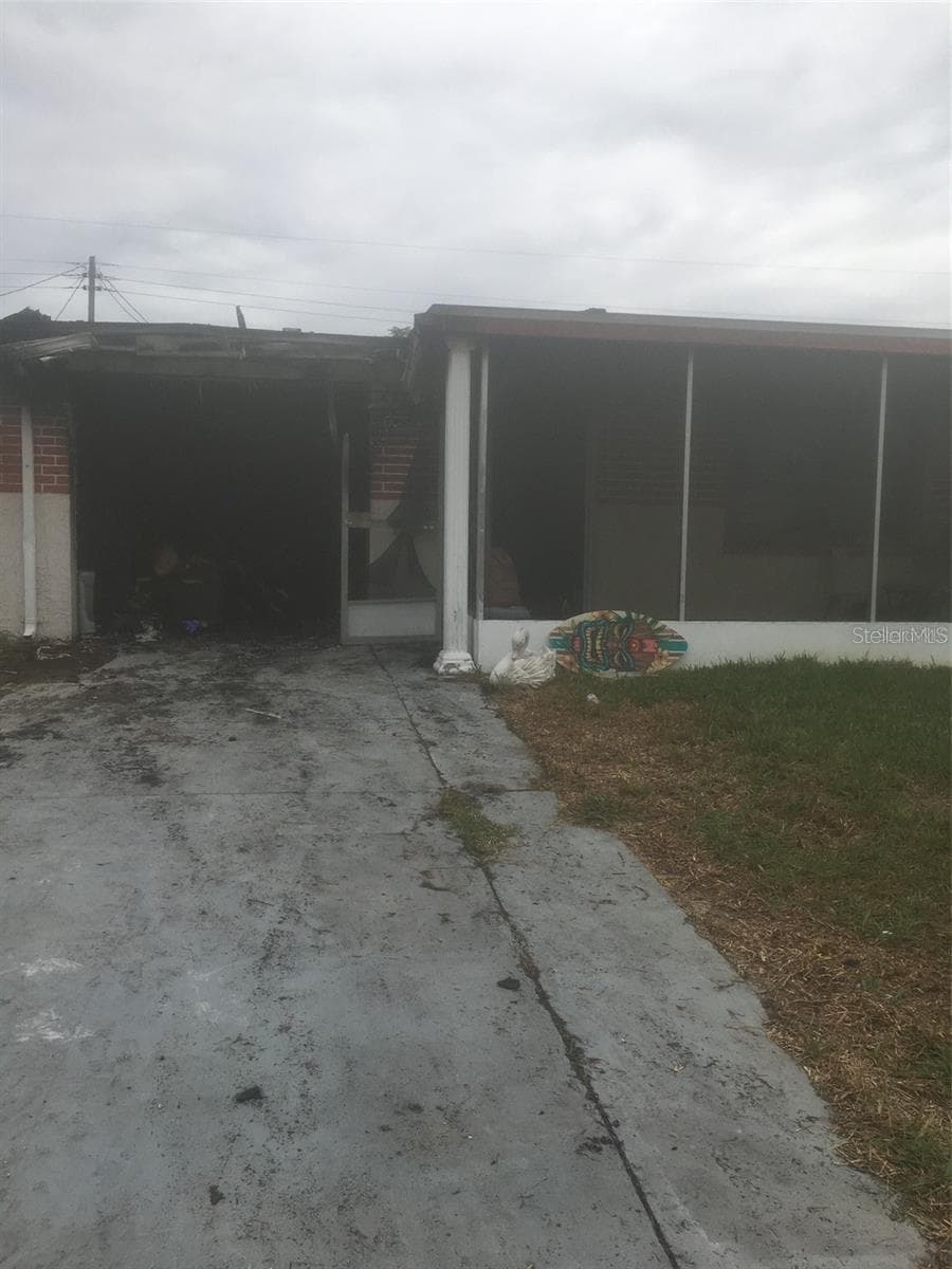 Single Family Residence at 2048 MELODY DR, HOLIDAY, photo 2 of 16