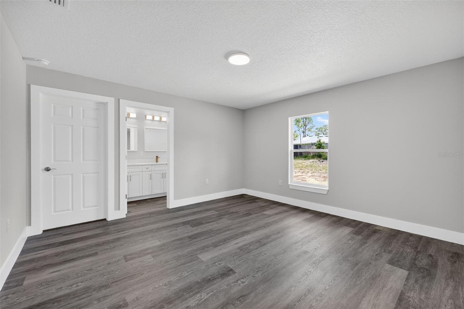 Single Family Residence at 93 NW TREE TOP RD, DUNNELLON, photo 11 of 25