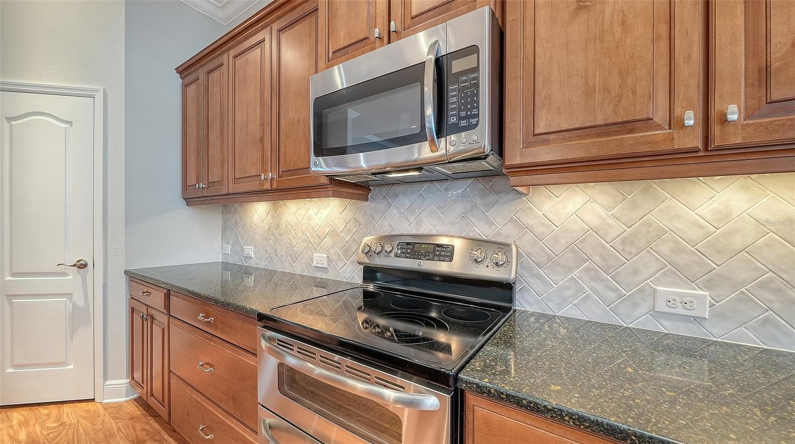 Single Family Residence at 503 SAWGRASS BRIDGE RD, VENICE, photo 18 of 81