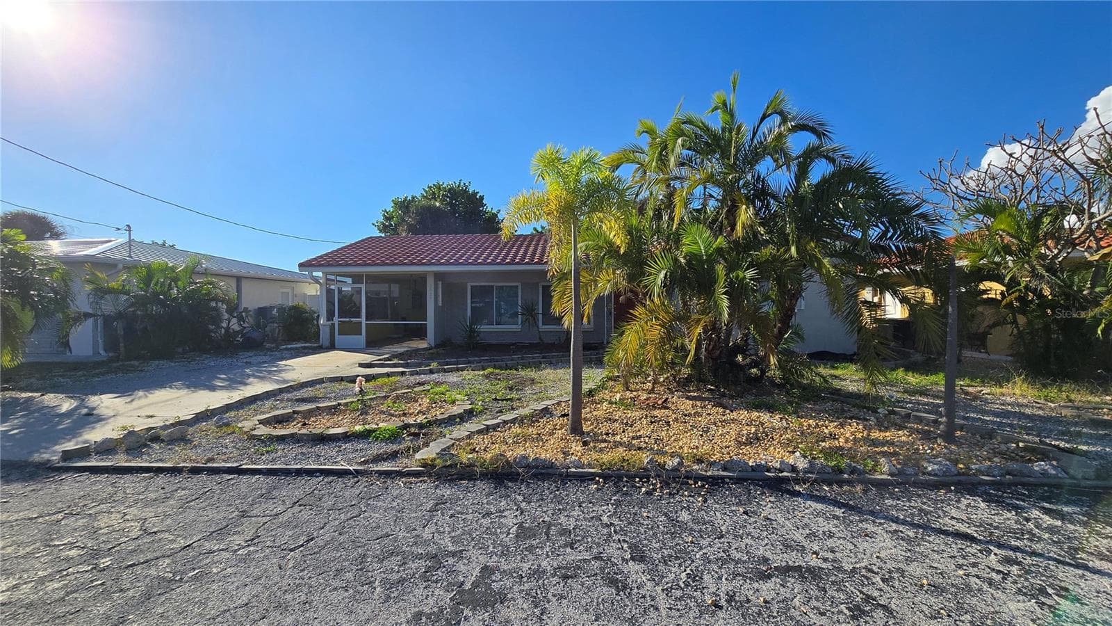 3529 BELLE VISTA DR E