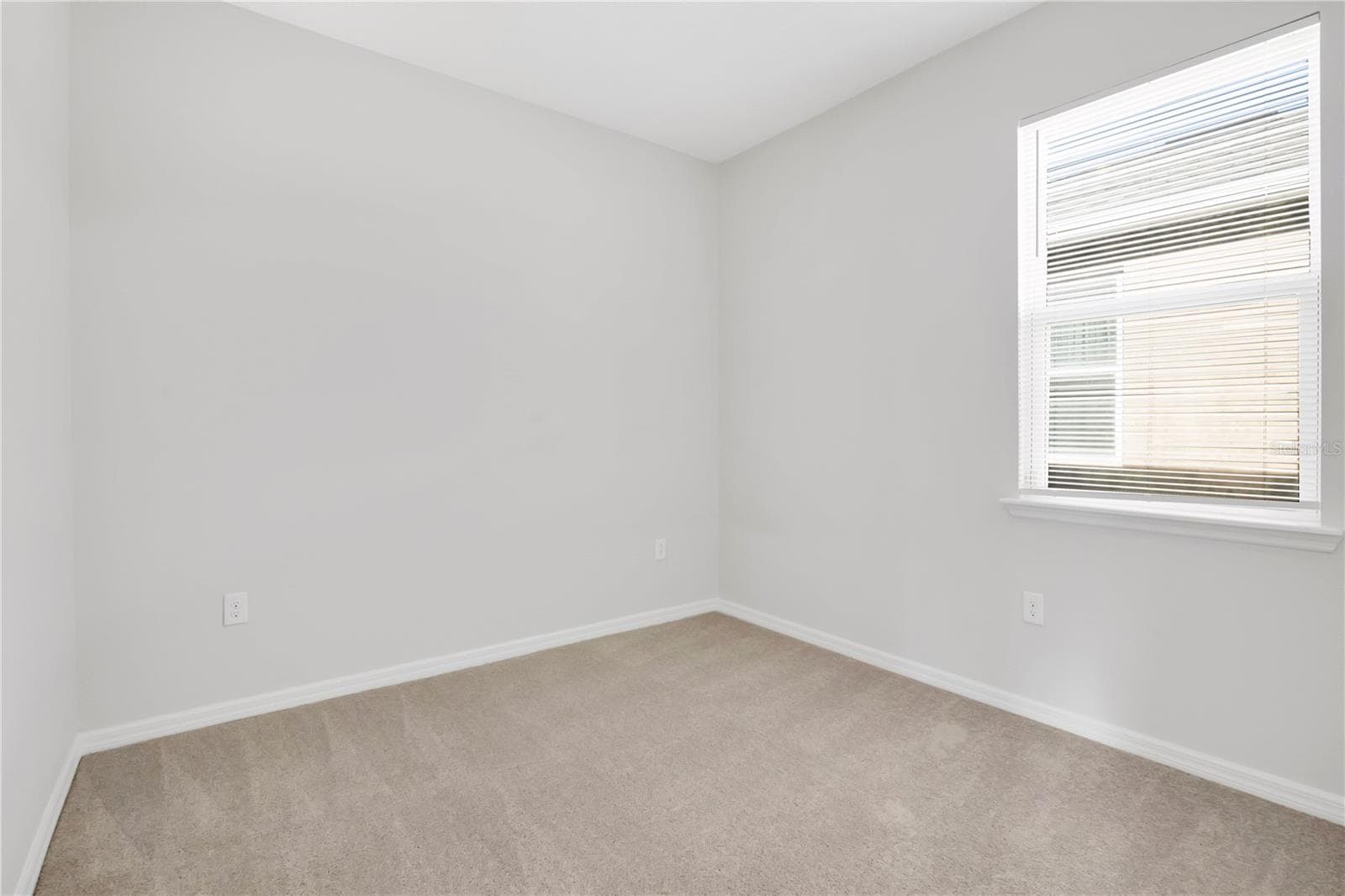 Single Family Residence at 17432 PAINTED LEAF WAY, CLERMONT, photo 17 of 47