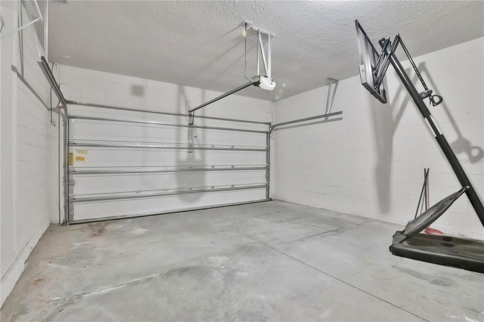 Single Family Residence at 17432 PAINTED LEAF WAY, CLERMONT, photo 20 of 47