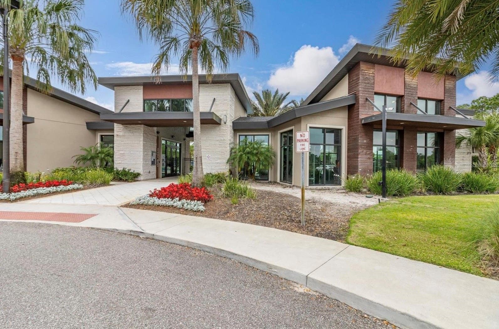Single Family Residence at 17432 PAINTED LEAF WAY, CLERMONT, photo 30 of 47